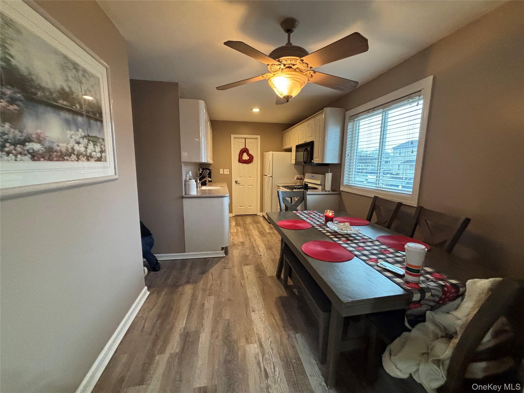 #7 photo, 6 E Kissimee Road, Lindenhurst , NY 11757