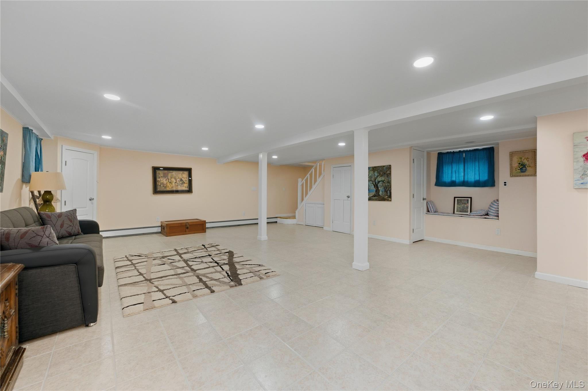 #11 photo, 3292 Murdock Avenue, नासाउ काउंटी Oceanside , NY 11572