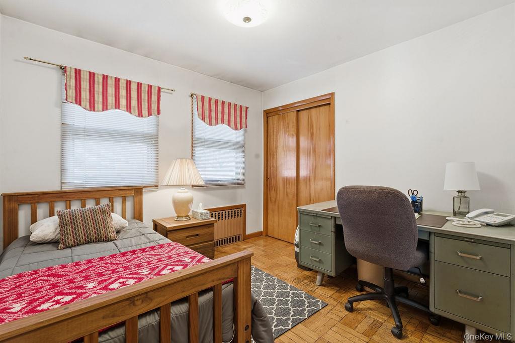 #10 photo, 92 Apple Street, Brentwood , NY 11717