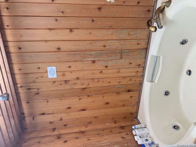 #9 photo, 42 Towd Point Road, מחוז סאפוק Southampton , NY 11968