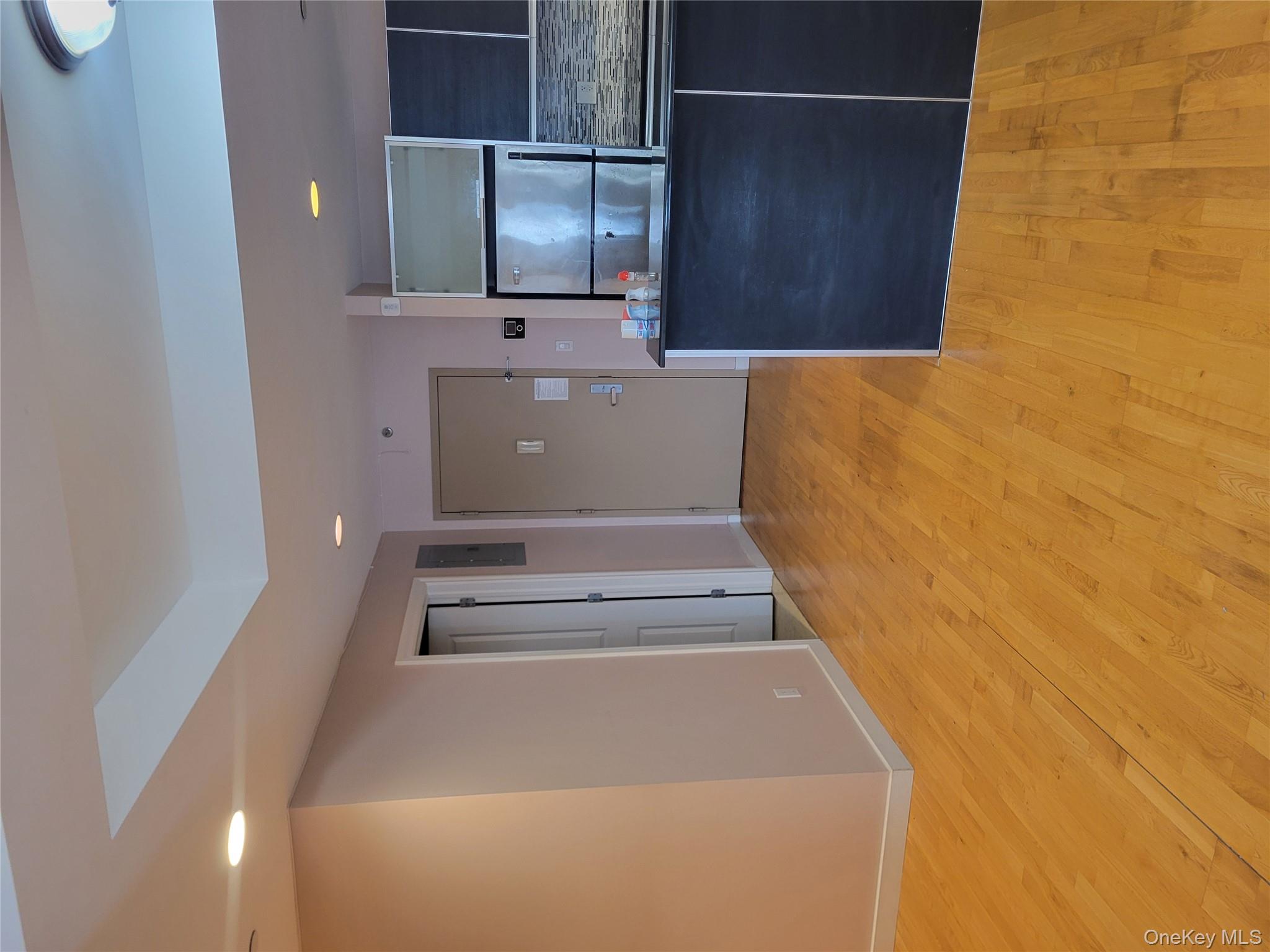 #12 photo, 143-20 Hoover Avenue, 皇后区 Briarwood , NY 11435