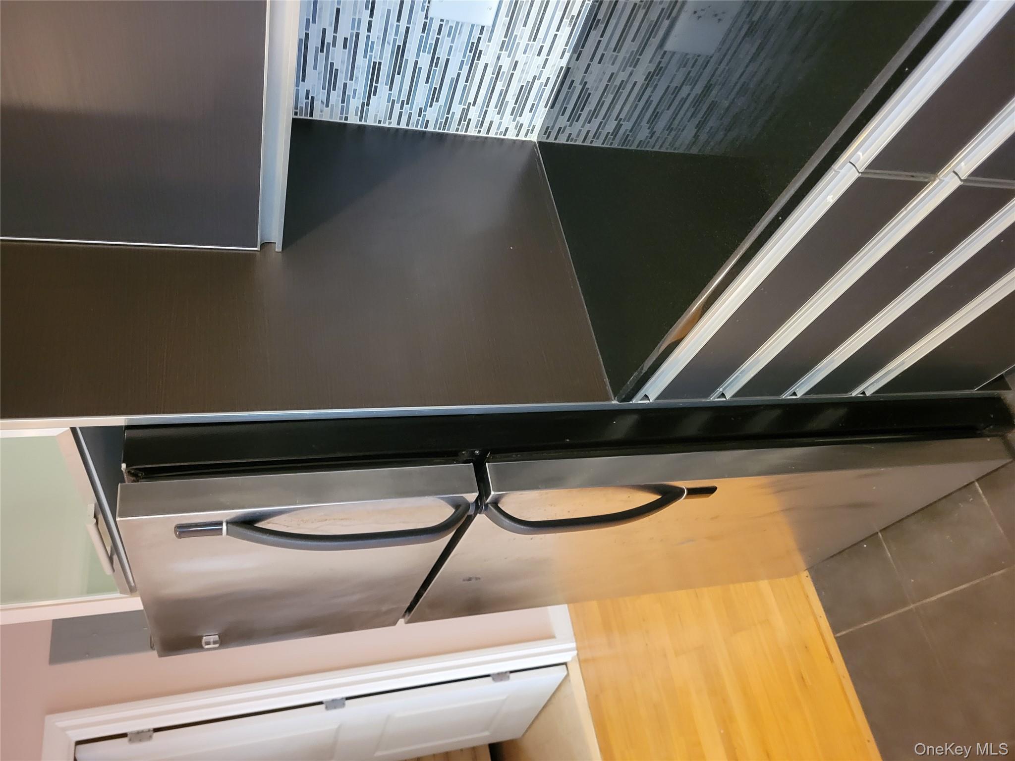 #15 photo, 143-20 Hoover Avenue, 皇后区 Briarwood , NY 11435