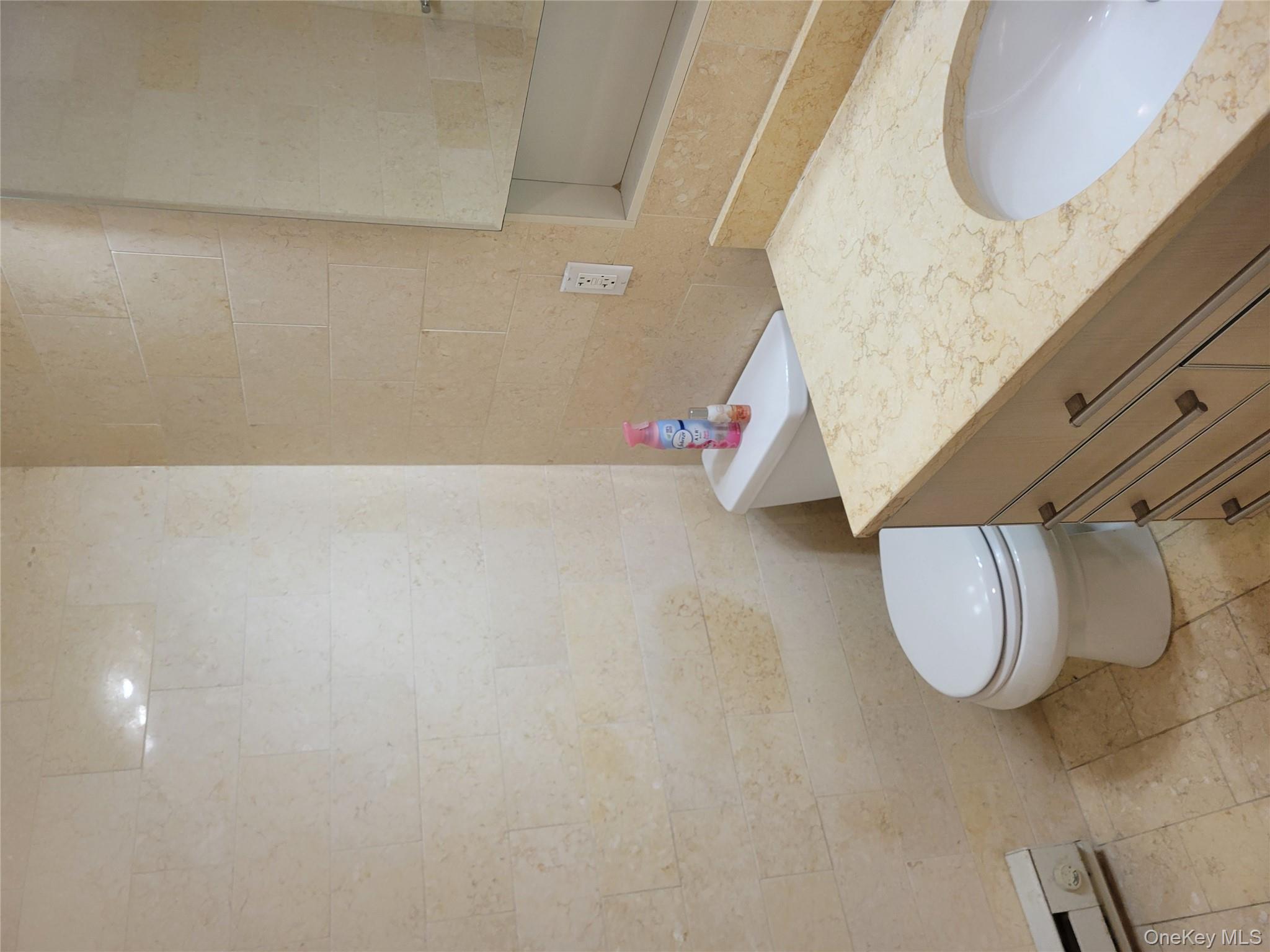 #18 photo, 143-20 Hoover Avenue, 皇后区 Briarwood , NY 11435