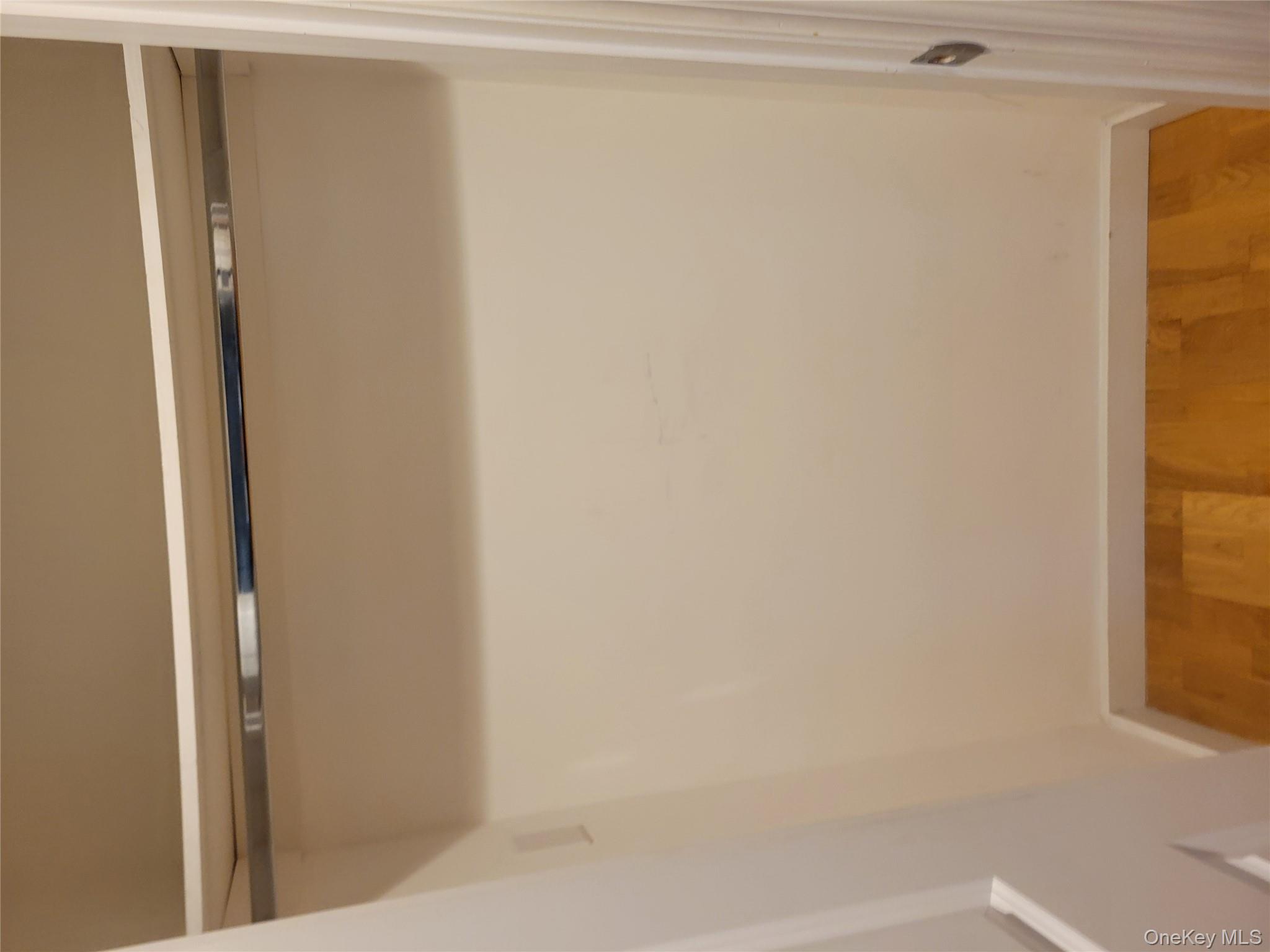 #19 photo, 143-20 Hoover Avenue, 皇后区 Briarwood , NY 11435