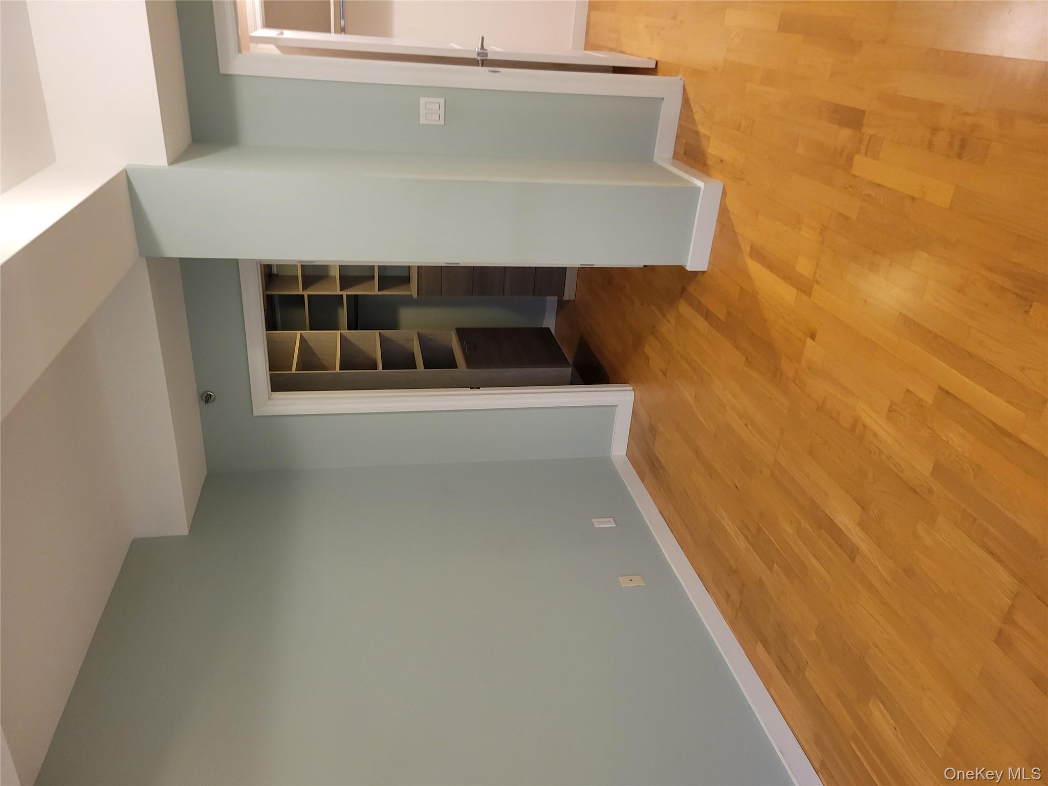 #4 photo, 143-20 Hoover Avenue, 皇后区 Briarwood , NY 11435