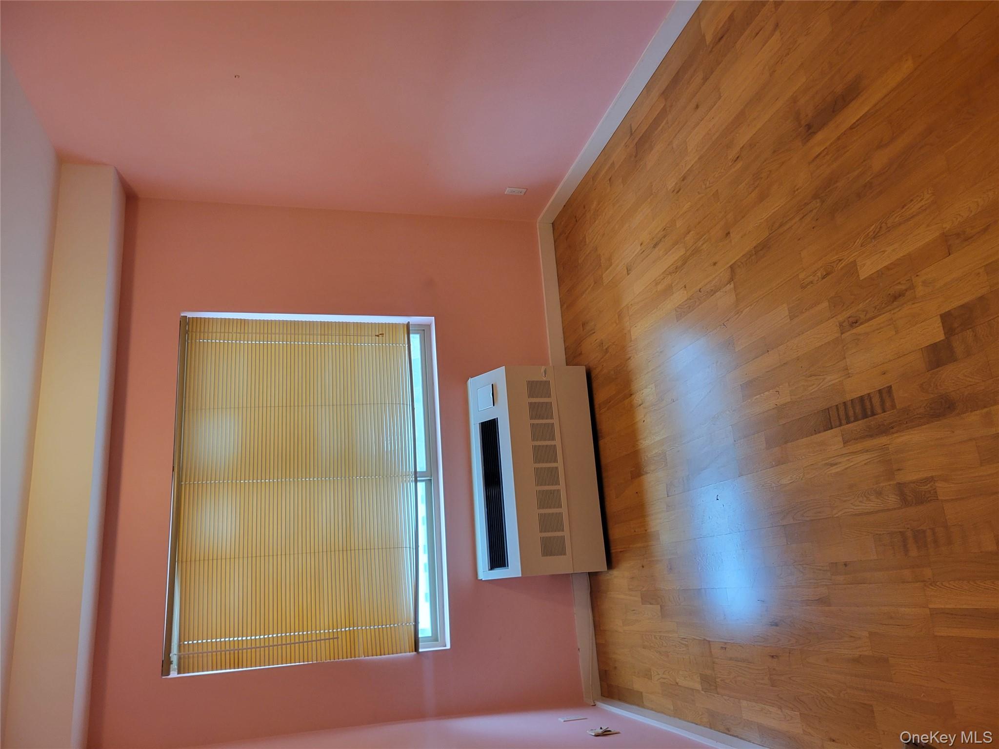 #6 photo, 143-20 Hoover Avenue, 皇后区 Briarwood , NY 11435