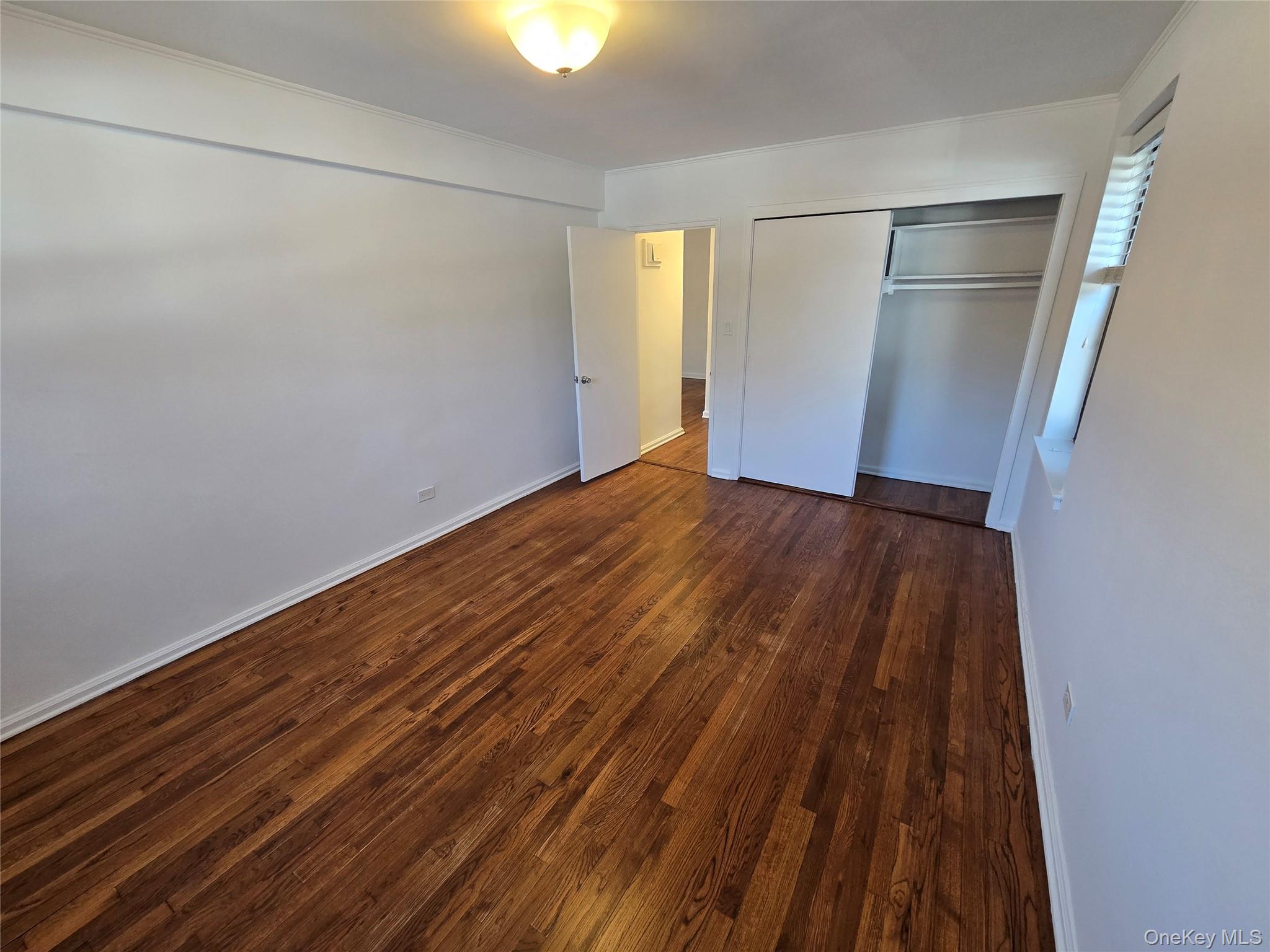 #9 photo, 213-05 75th Avenue, Куинс ‖ Oakland Gardens , NY 11364