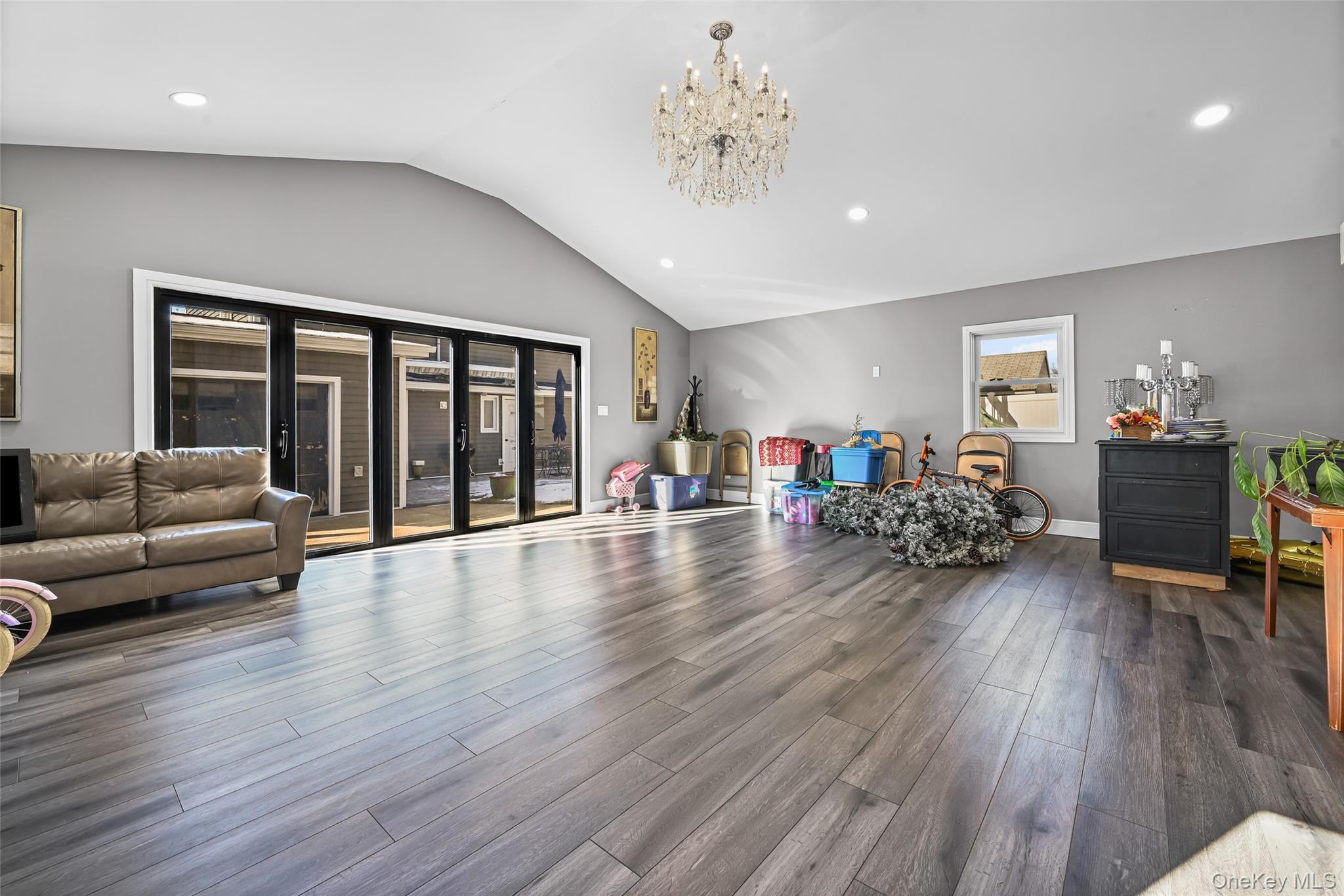 #15 photo, 4185 Harriet Road, Bethpage , NY 11714