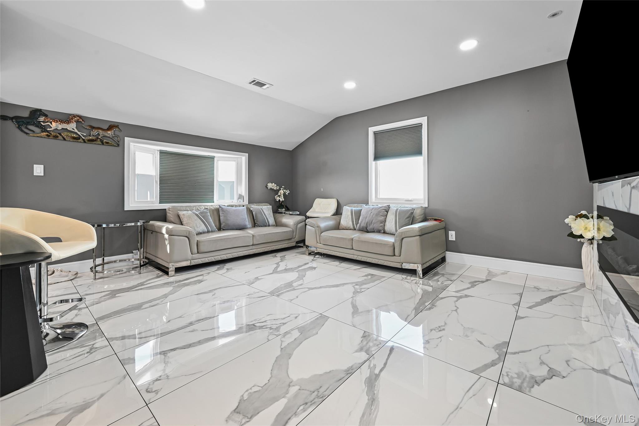 #5 photo, 4185 Harriet Road, Bethpage , NY 11714