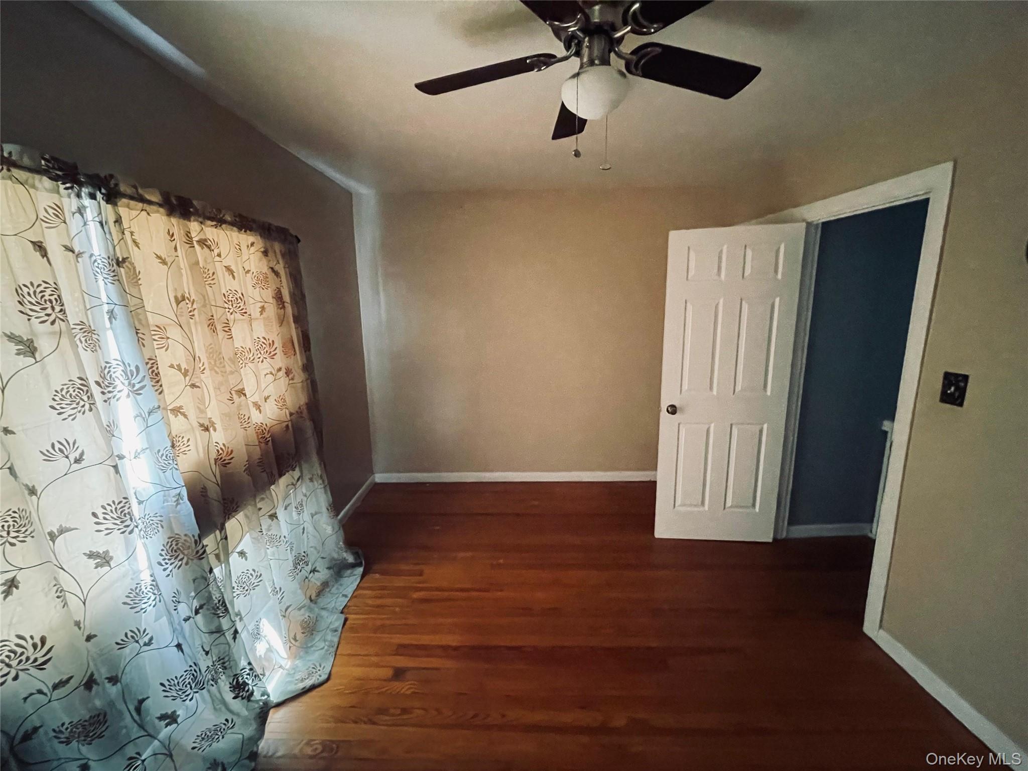 #12 photo, 276 Benson Avenue, Elmont , NY 11003