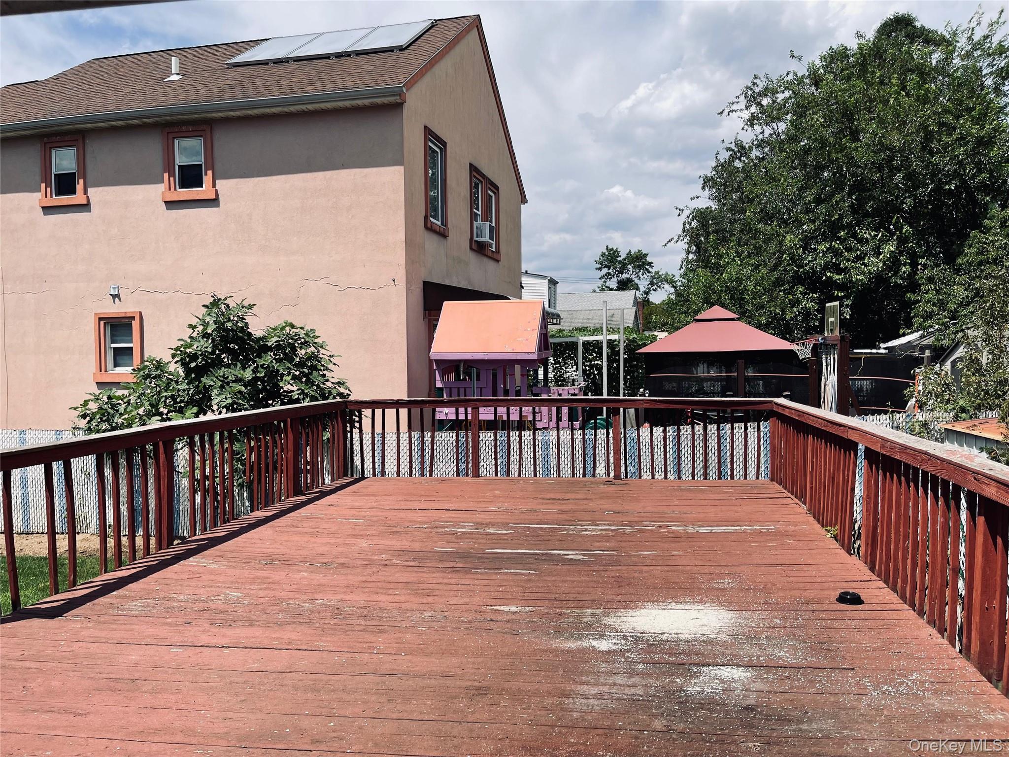 #15 photo, 276 Benson Avenue, Elmont , NY 11003