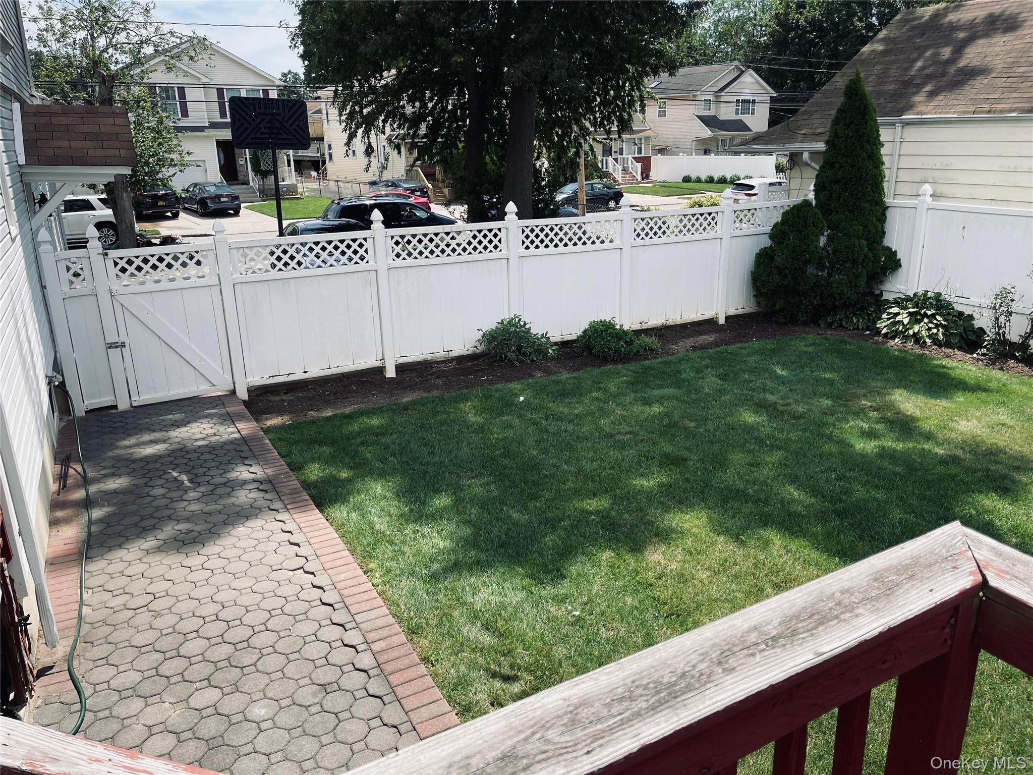 #16 photo, 276 Benson Avenue, Elmont , NY 11003