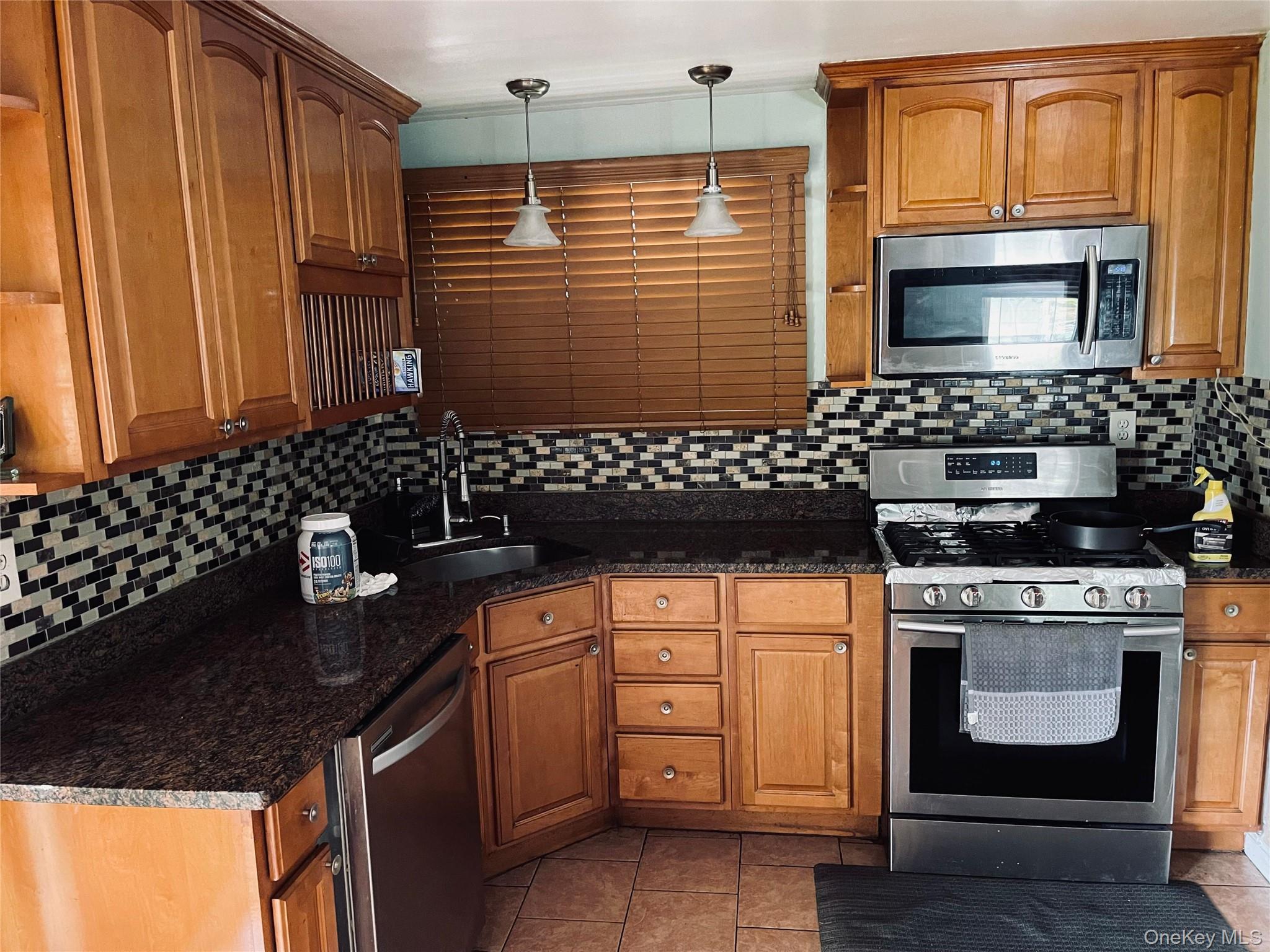 #4 photo, 276 Benson Avenue, Elmont , NY 11003