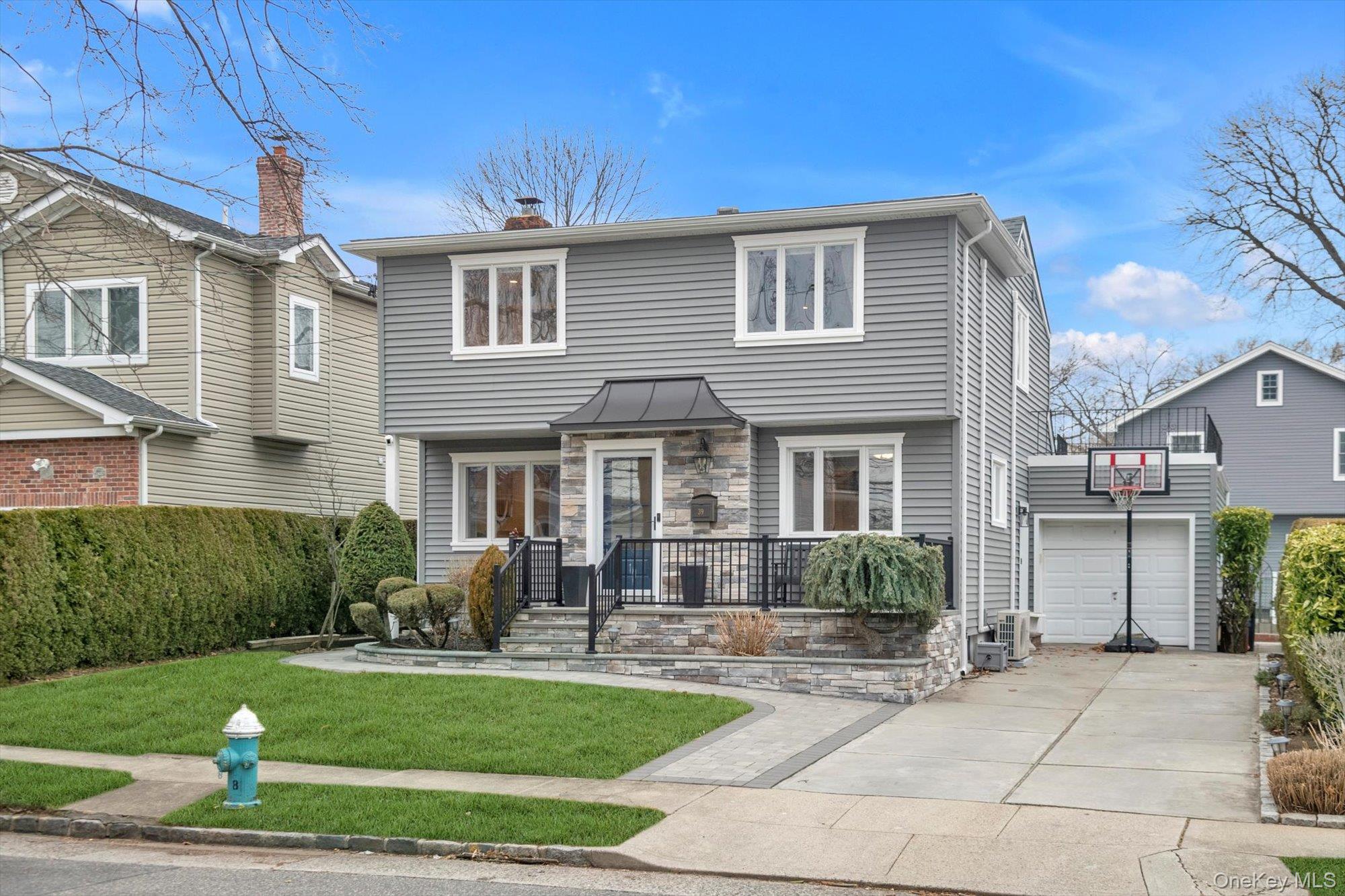 #17 photo, 39 Corwin Avenue, नासाउ काउंटी New Hyde Park , NY 11040