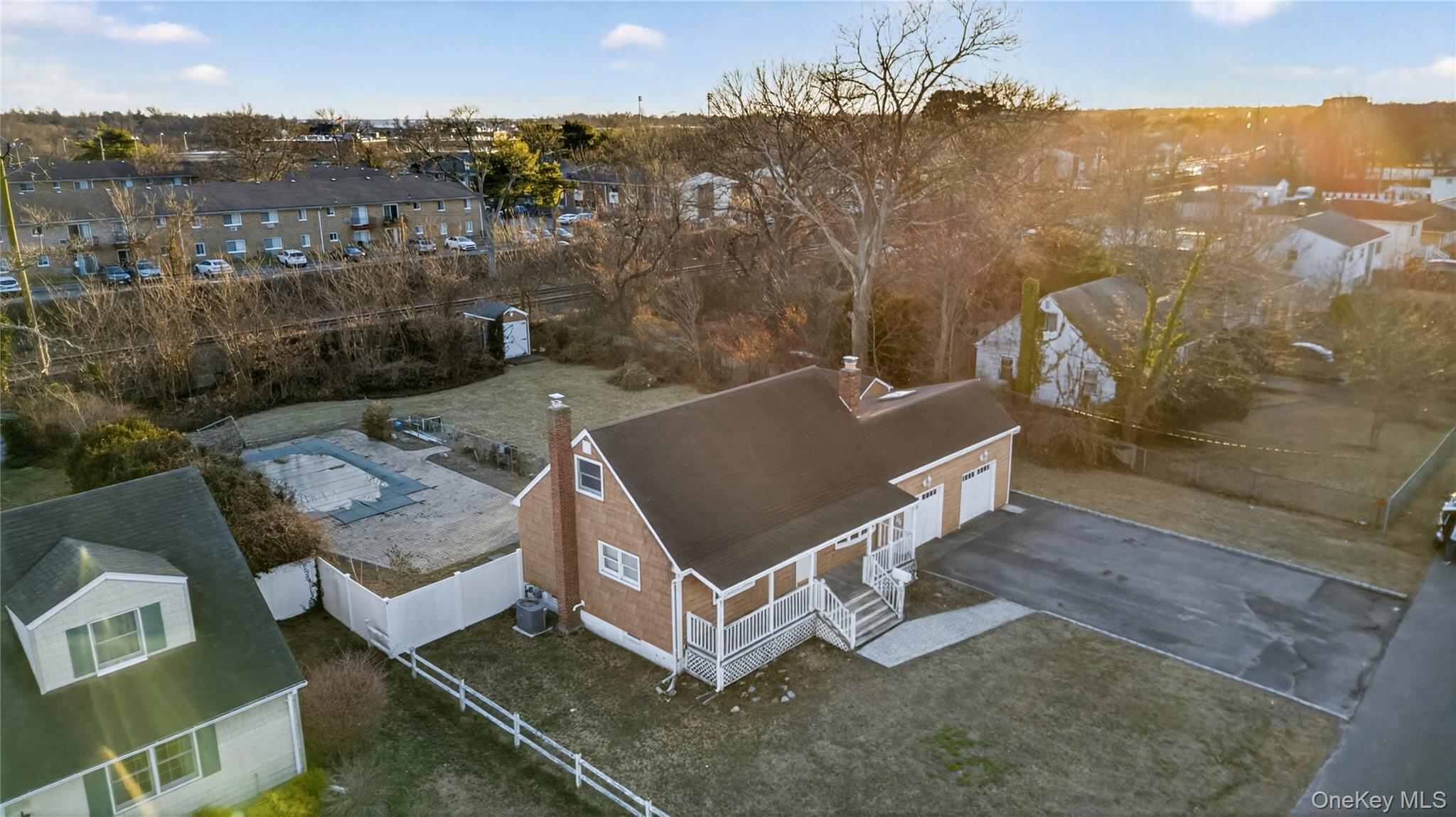 #1 photo, 158 Moffitt Boulevard, Islip , NY 11751