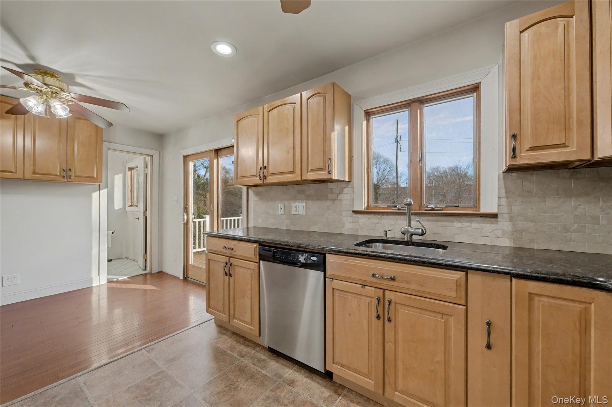 #9 photo, 158 Moffitt Boulevard, Islip , NY 11751