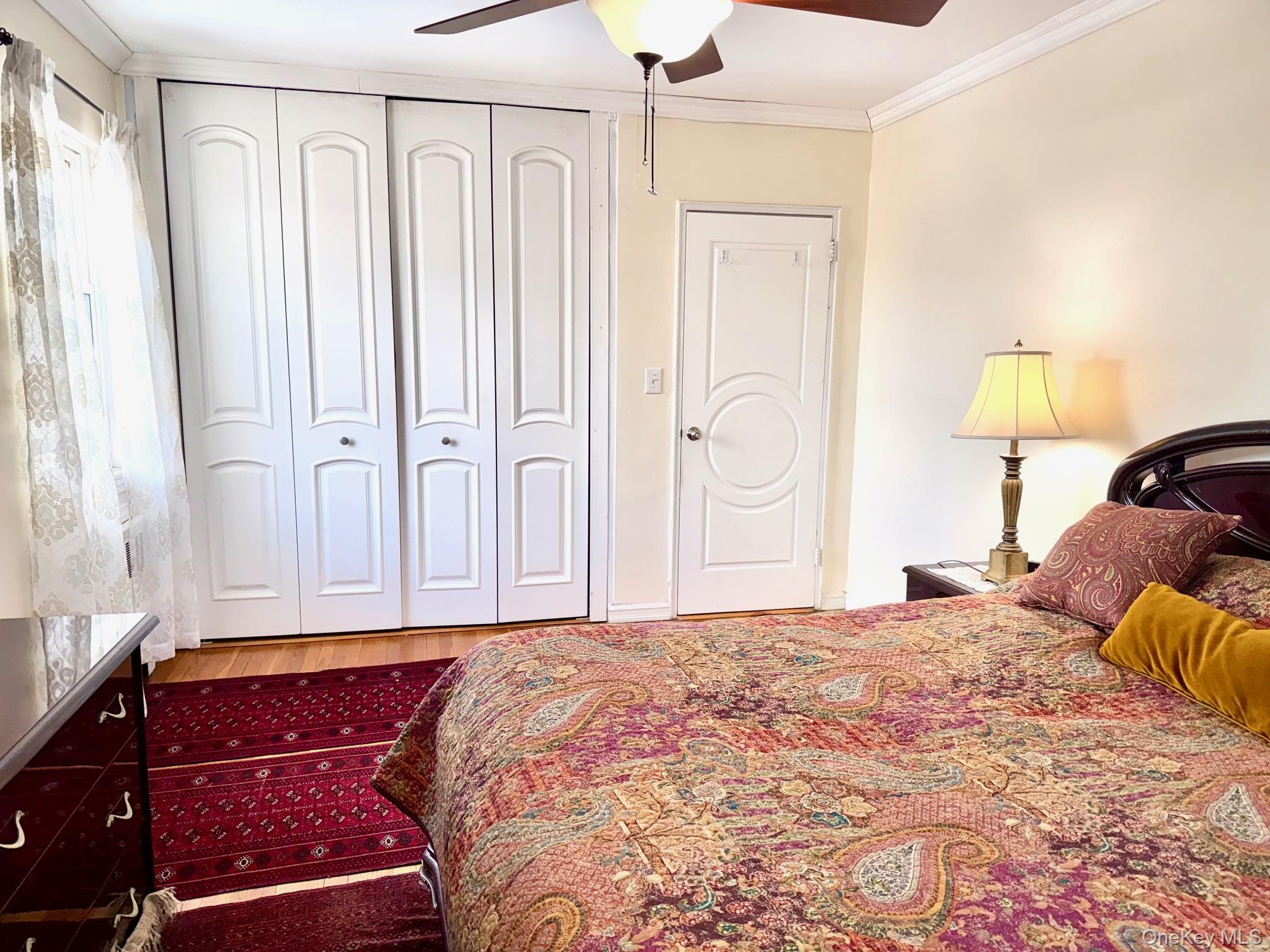 #8 photo, 196-40 Pompeii Avenue, קווינס Hollis , NY 11423