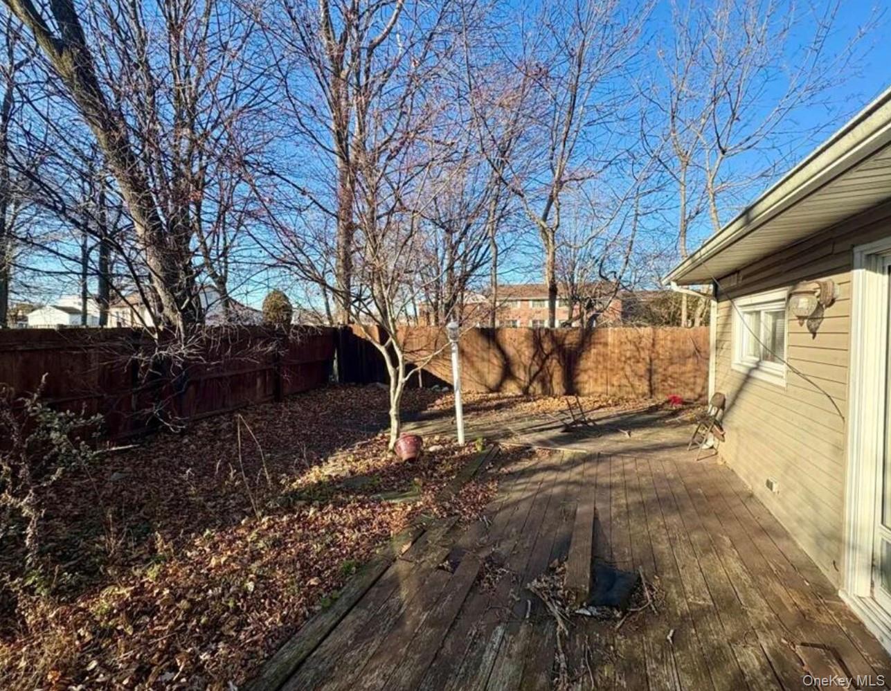 #10 photo, 11 Tell Avenue, 東長島 鹿园 Deer Park , NY 11729