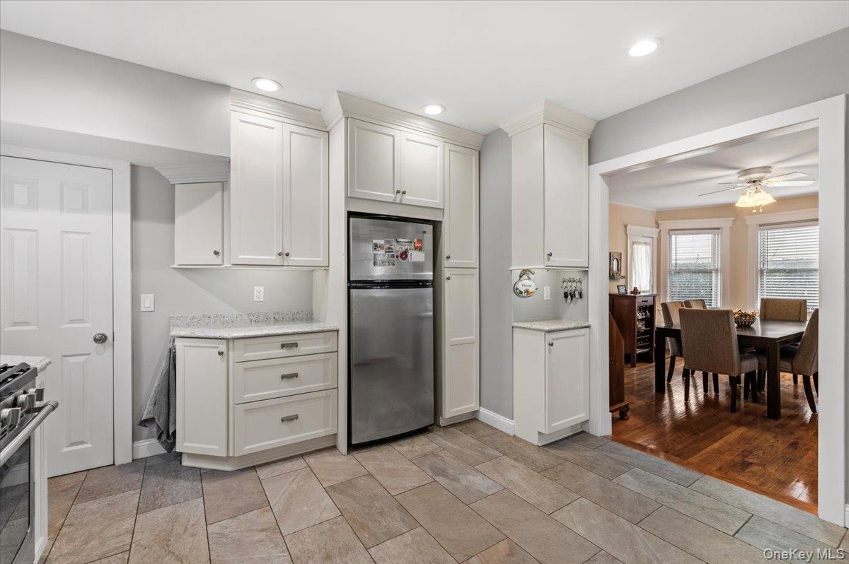 #11 photo, 37 Central Street, 롱 아일랜드 Huntington , NY 11743