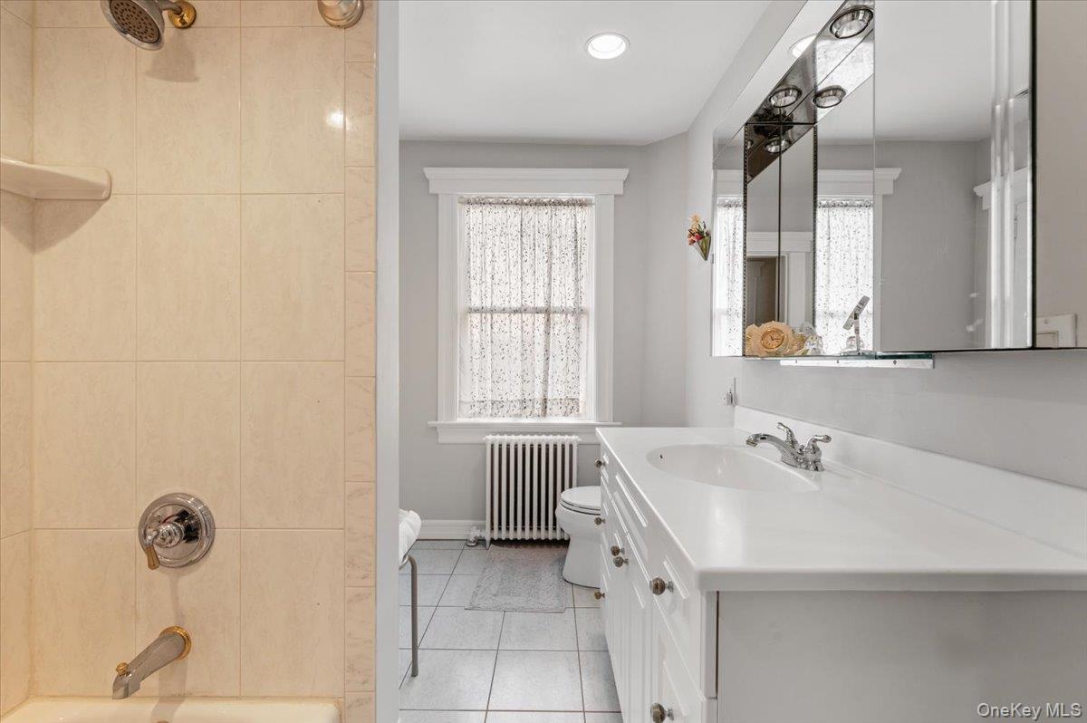 #20 photo, 37 Central Street, 롱 아일랜드 Huntington , NY 11743