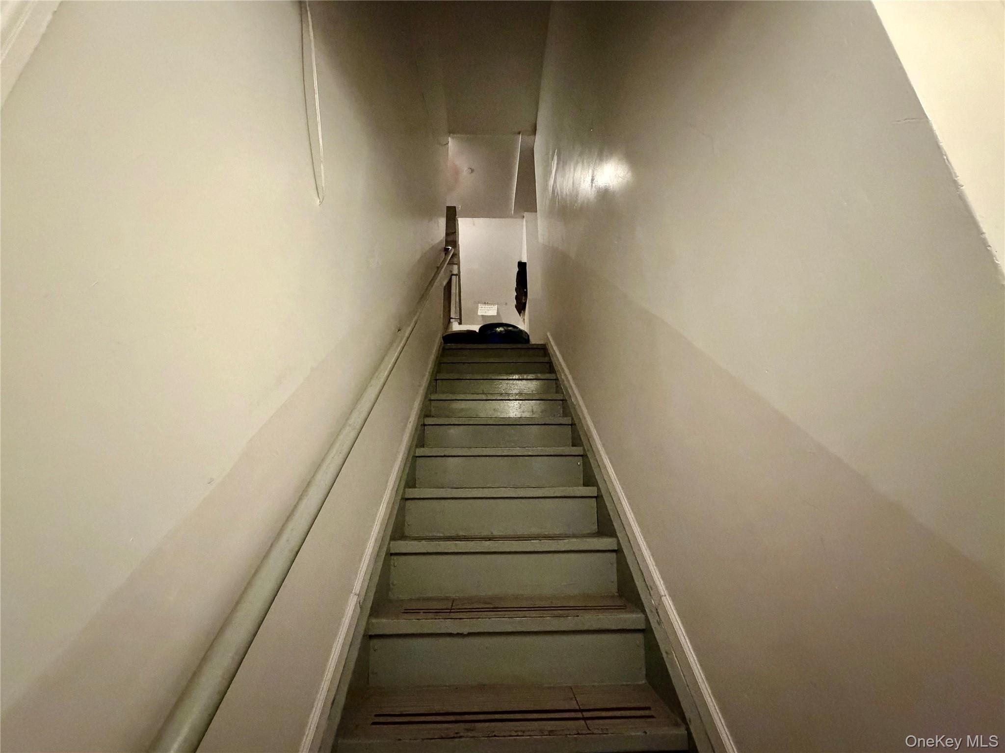 #16 photo, 3509 Leavitt St, Flushing , NY 11354