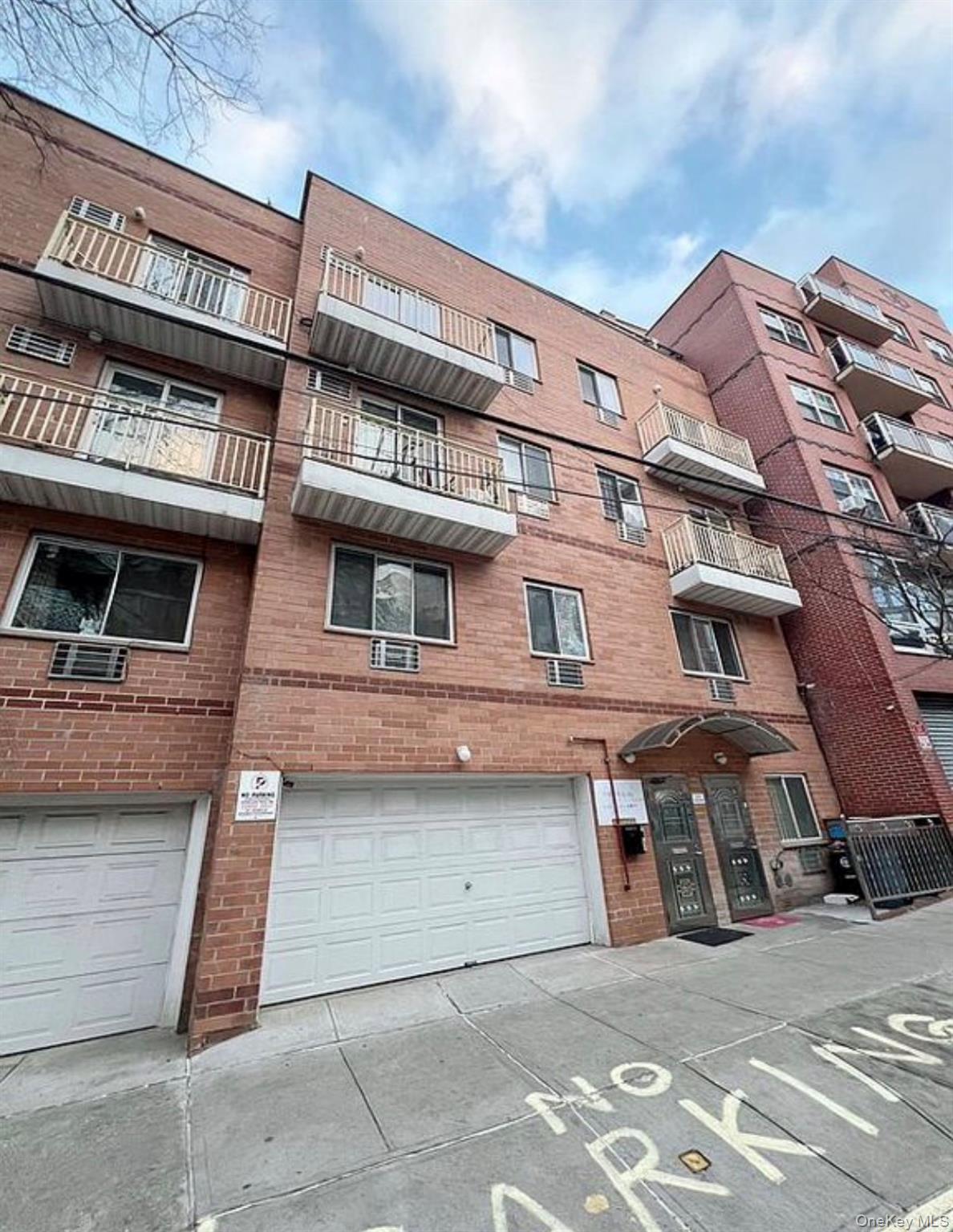 #2 photo, 3509 Leavitt St, Flushing , NY 11354