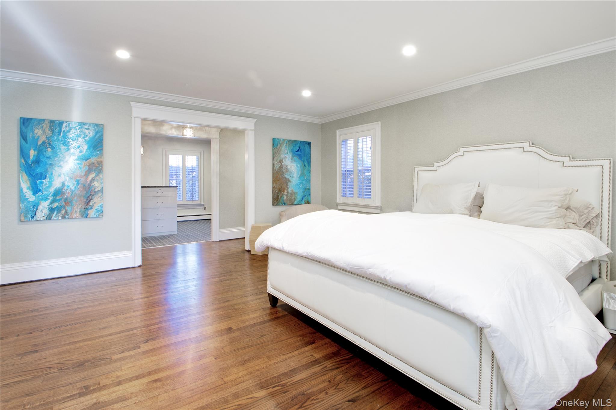 #18 photo, 380 Stewart Avenue, Garden City , NY 11530