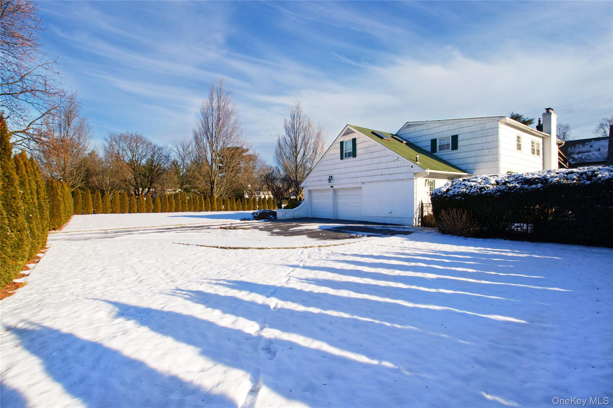 #5 photo, 380 Stewart Avenue, Garden City , NY 11530