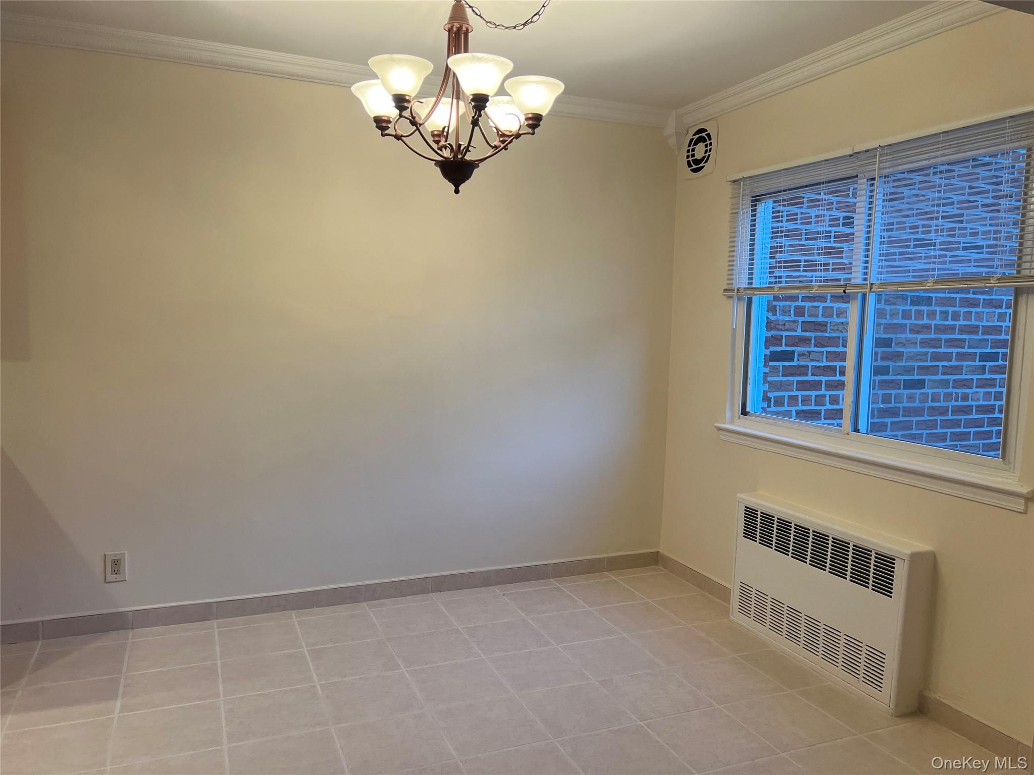 #5 photo, 21-04 Hoyt Avenue, अस्टोरिया Astoria , NY 11102