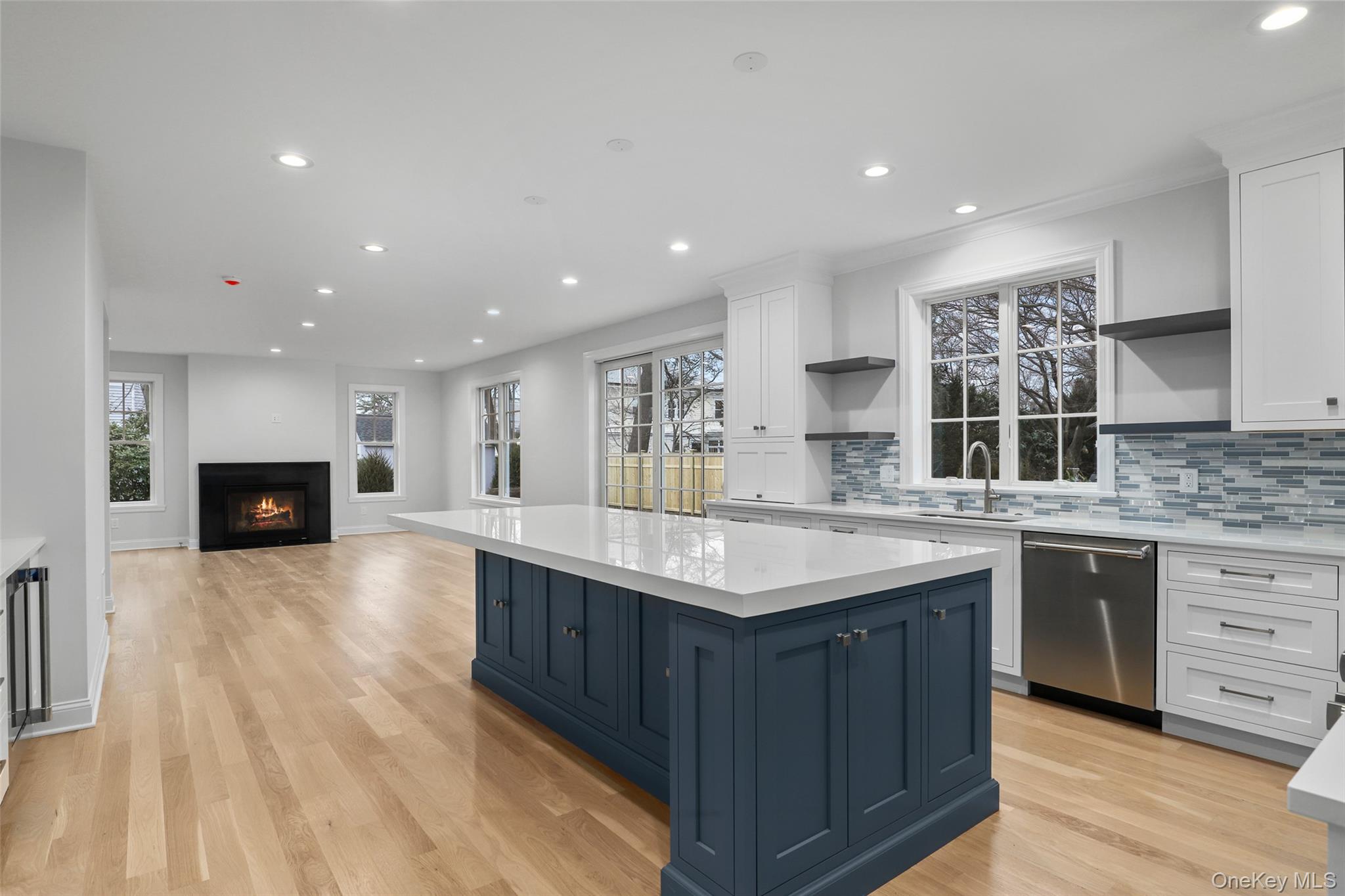 #12 photo, 1 Hobart Street, Bronxville , NY 10708