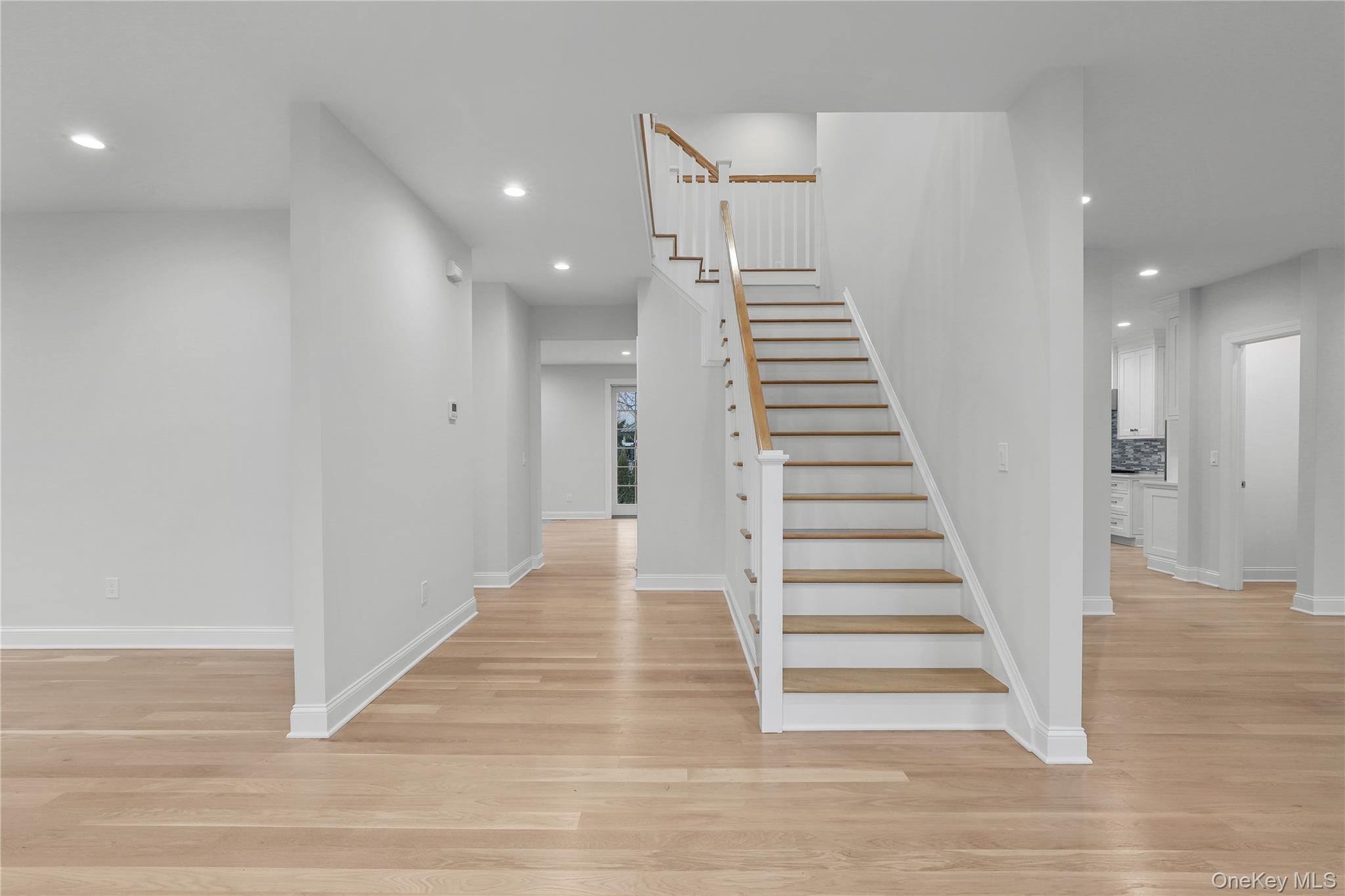 #2 photo, 1 Hobart Street, Bronxville , NY 10708