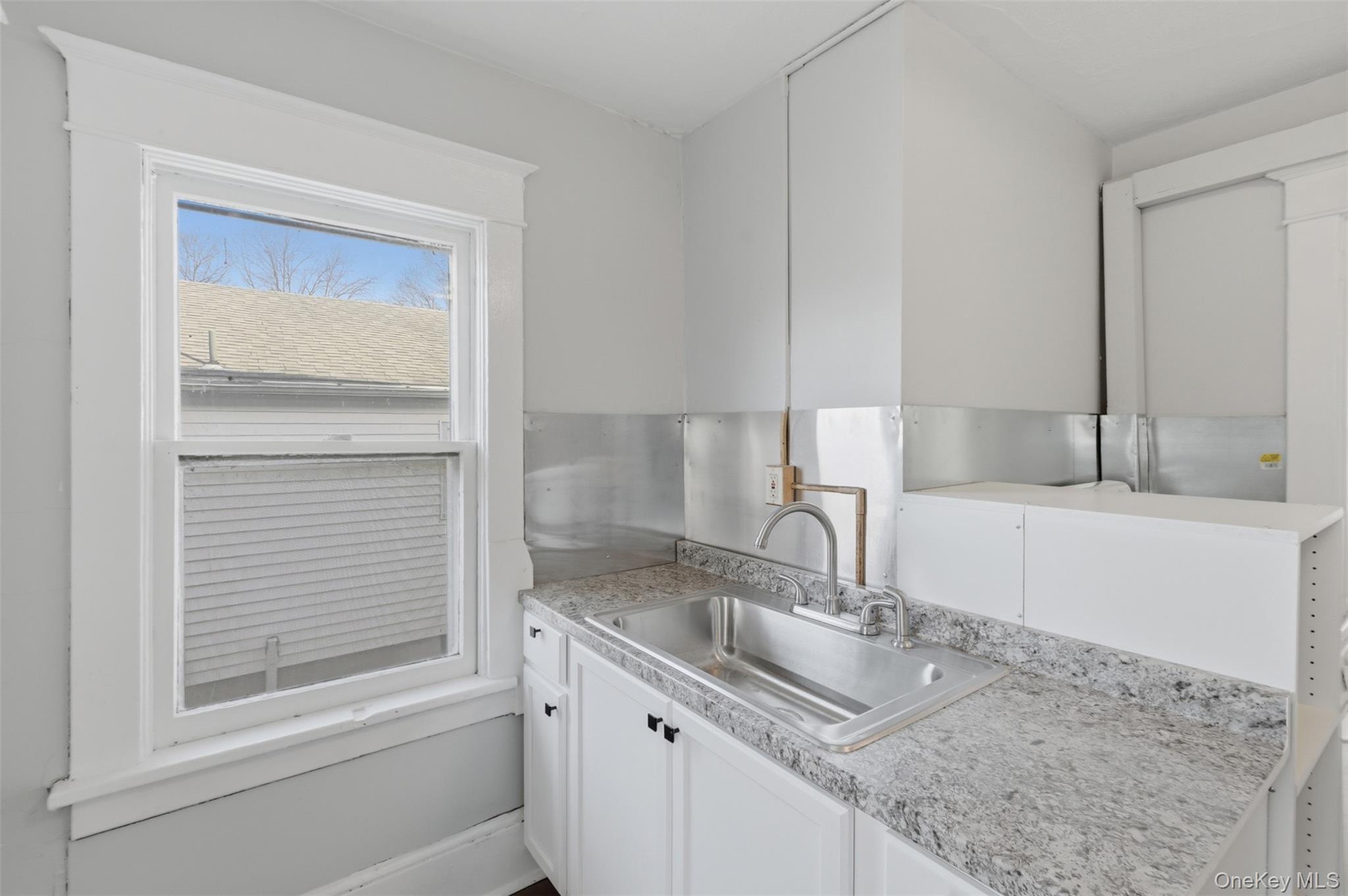 #4 photo, 1446 Lincoln Terrace, Peekskill , NY 10566