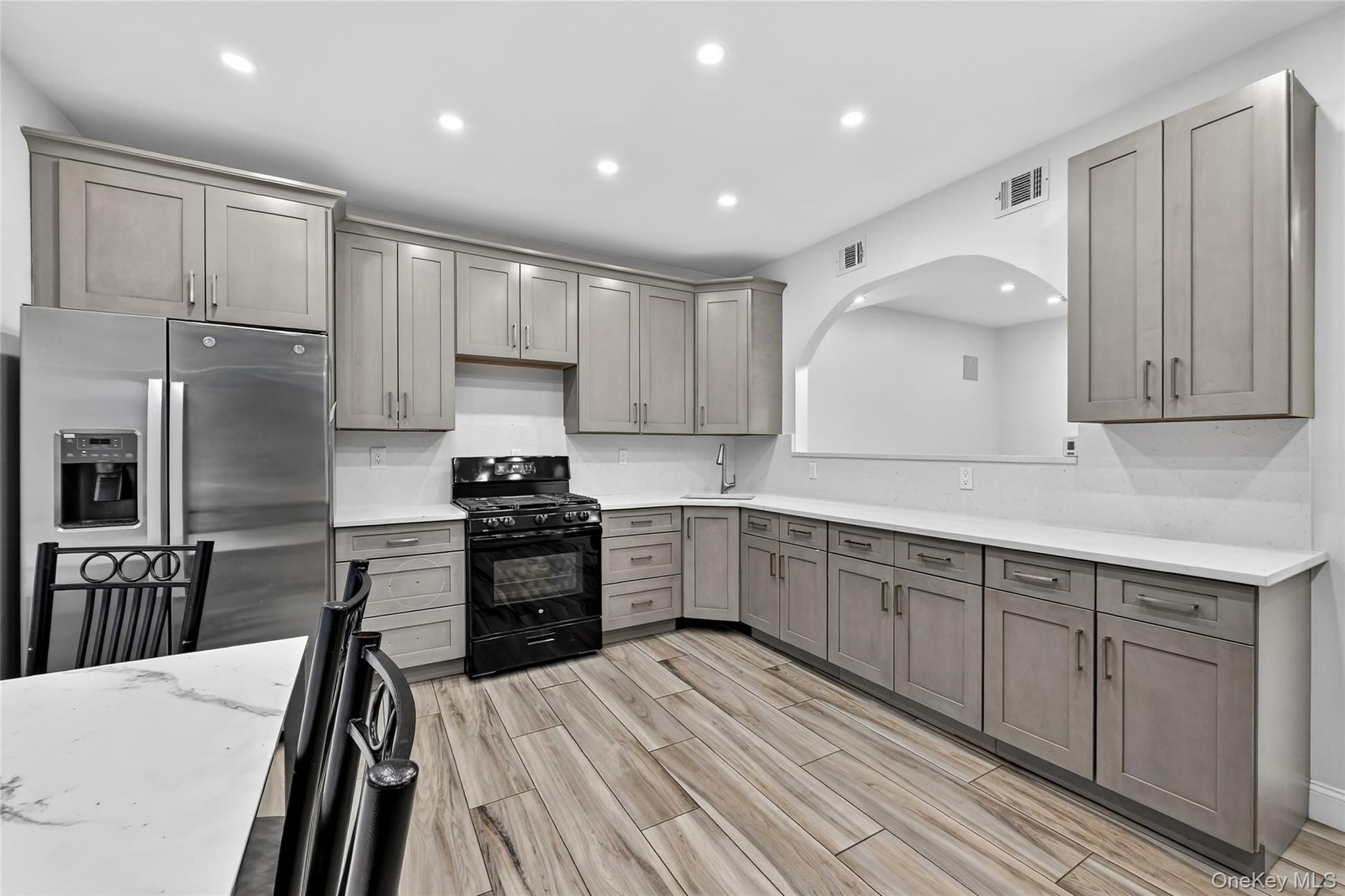 #5 photo, 158 Park Avenue, Monticello , NY 12701