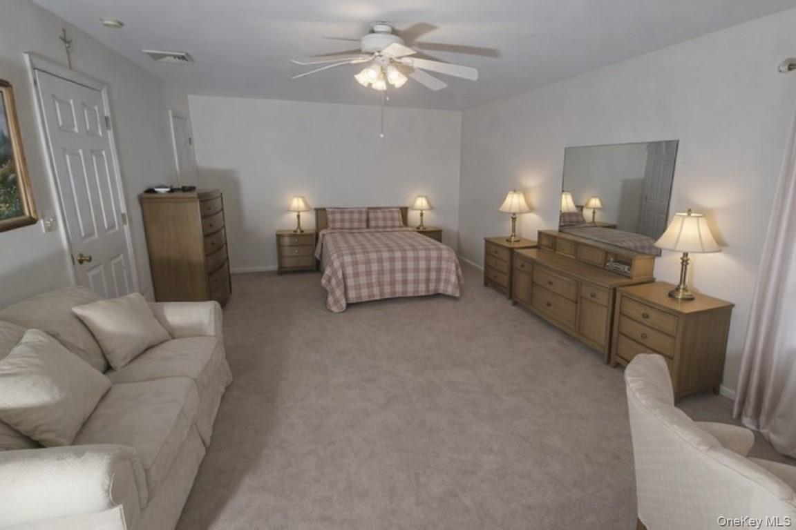 #10 photo, 15 Village Cove, Warwick , NY 10990