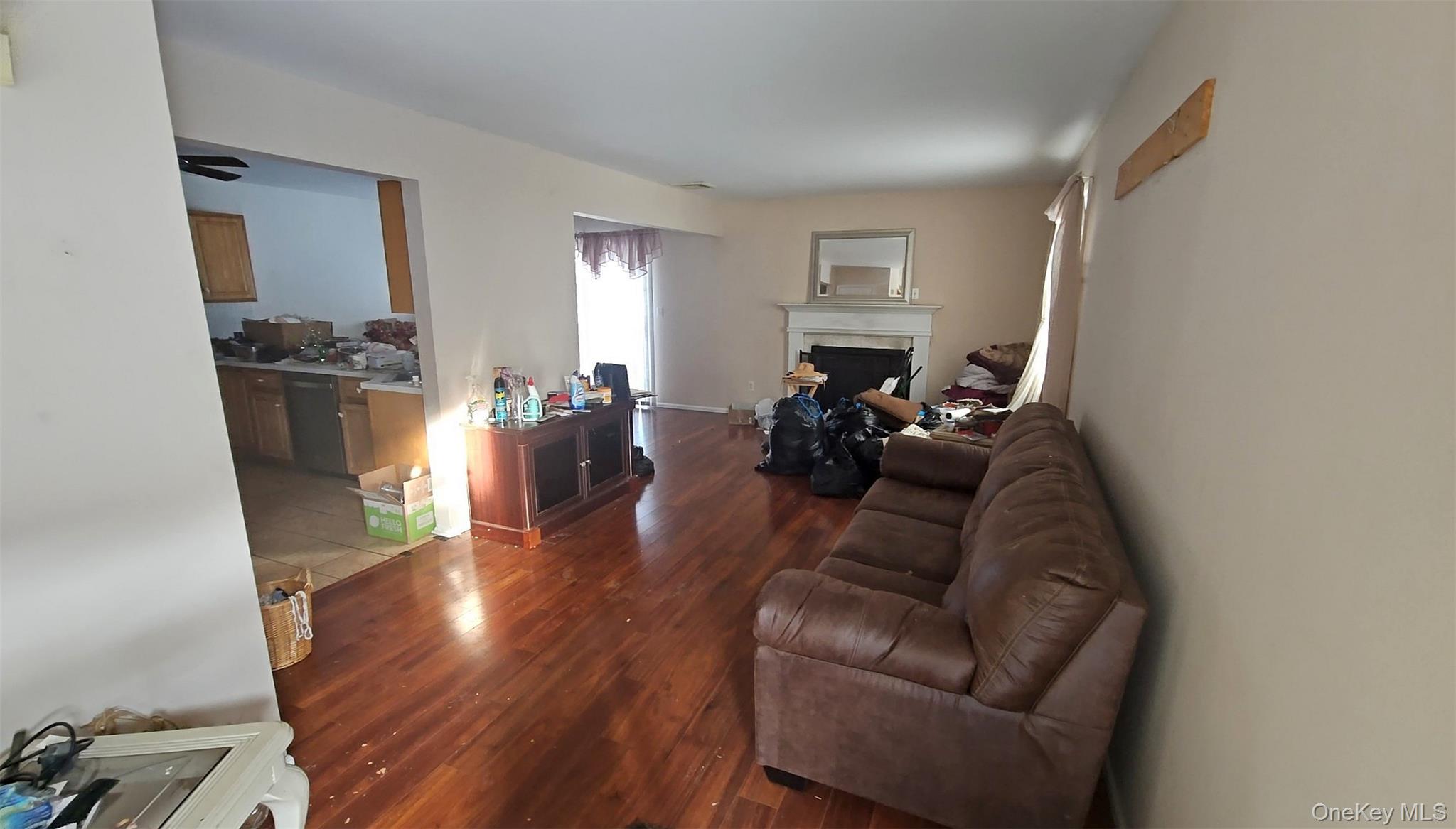 #4 photo, 15 Village Cove, Warwick , NY 10990