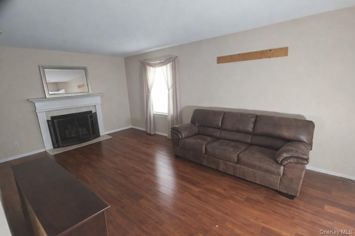 #5 photo, 15 Village Cove, Warwick , NY 10990