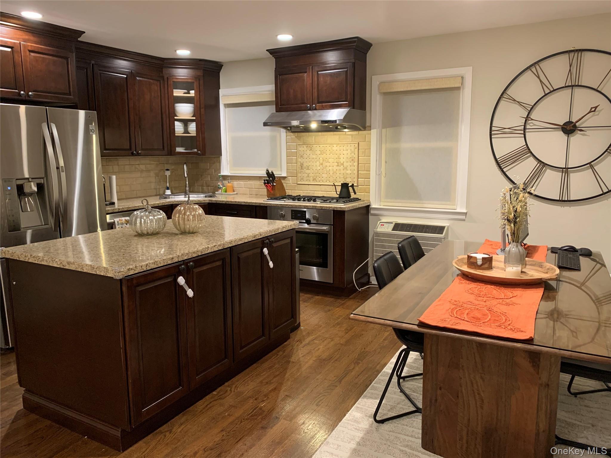 #2 photo, 8 Blackford Avenue, Yonkers , NY 10704