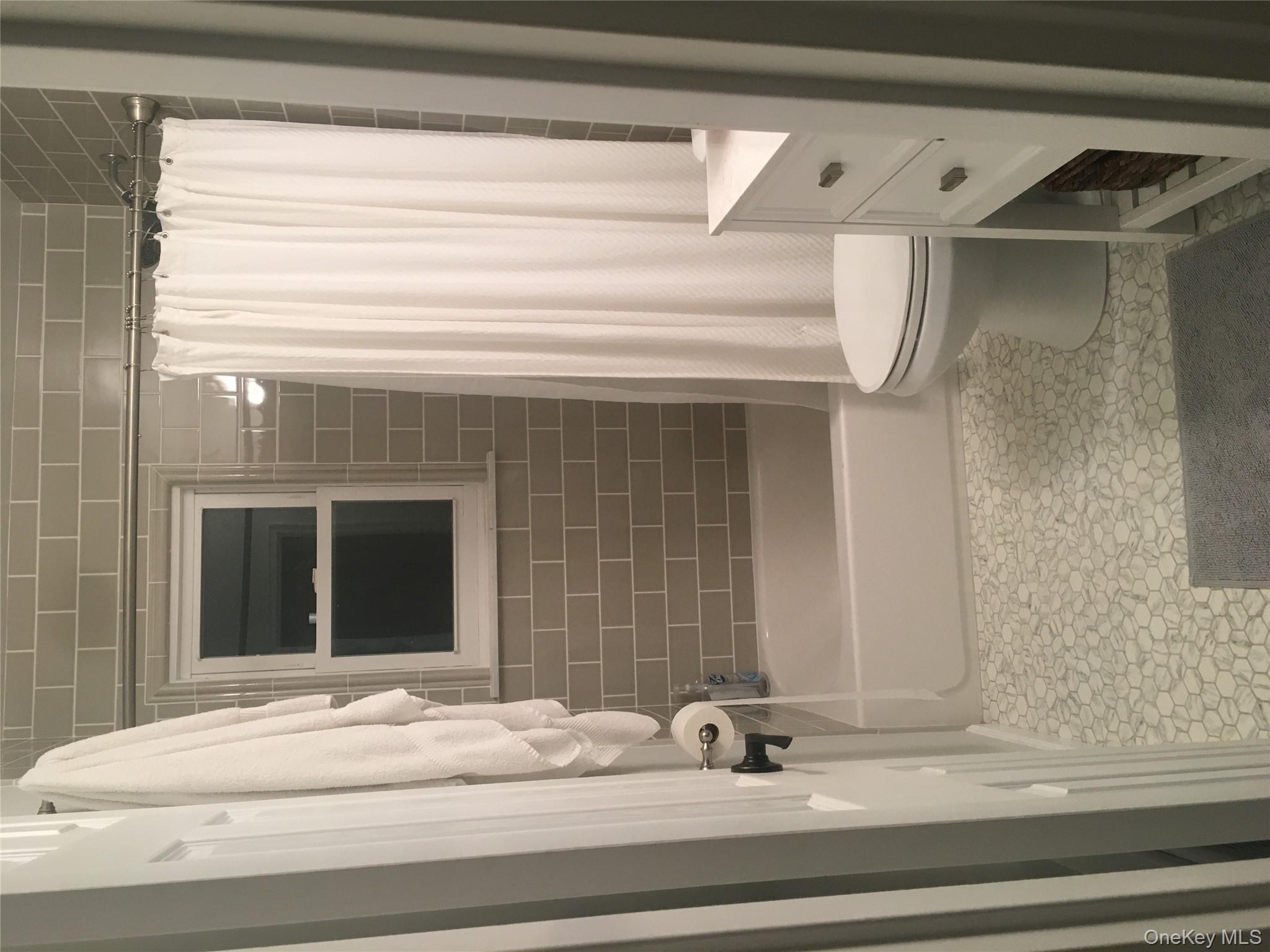 #5 photo, 8 Blackford Avenue, Yonkers , NY 10704