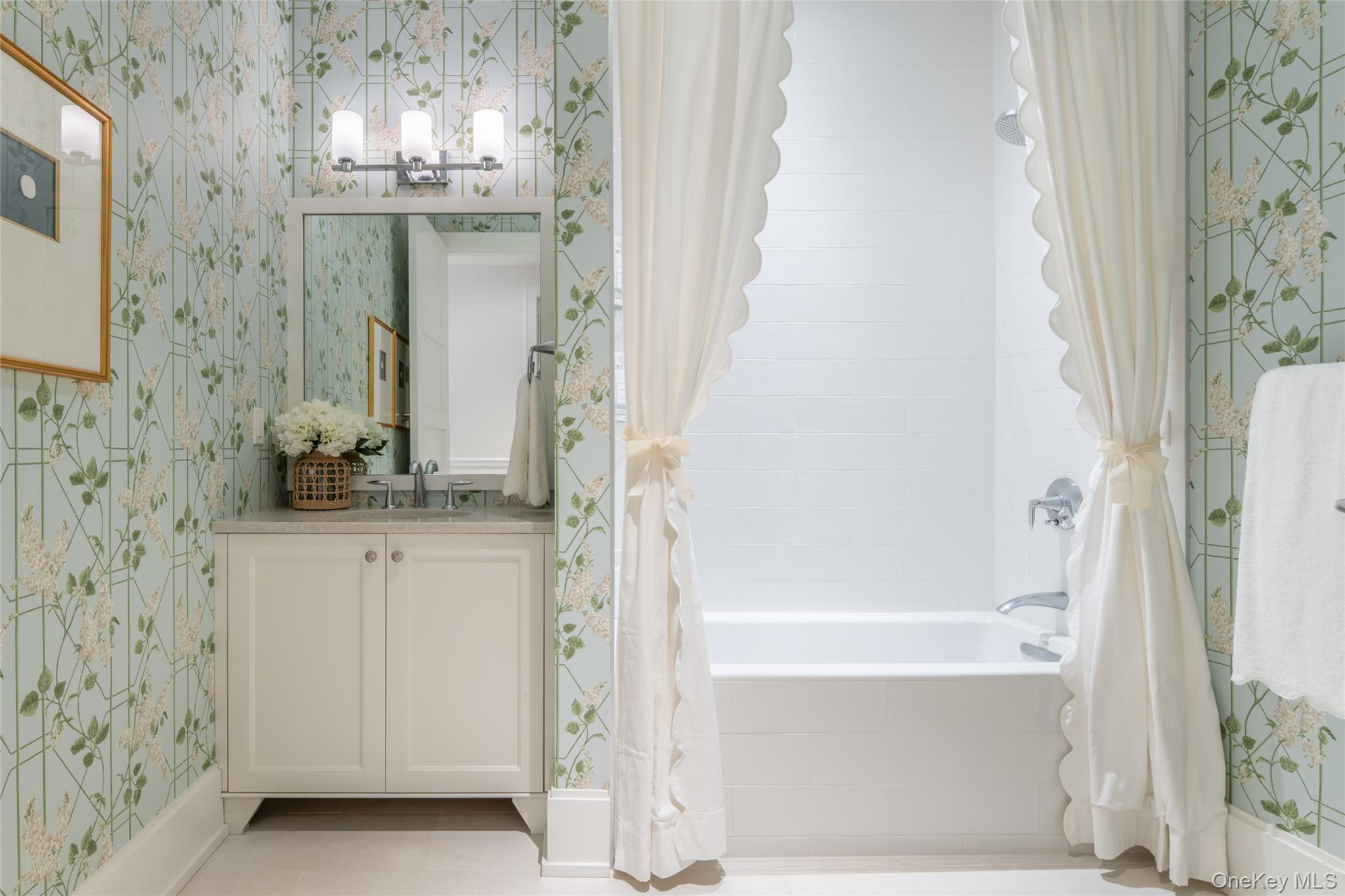 #12 photo, 15 Kensington Road, 布朗士 Bronxville , NY 10708