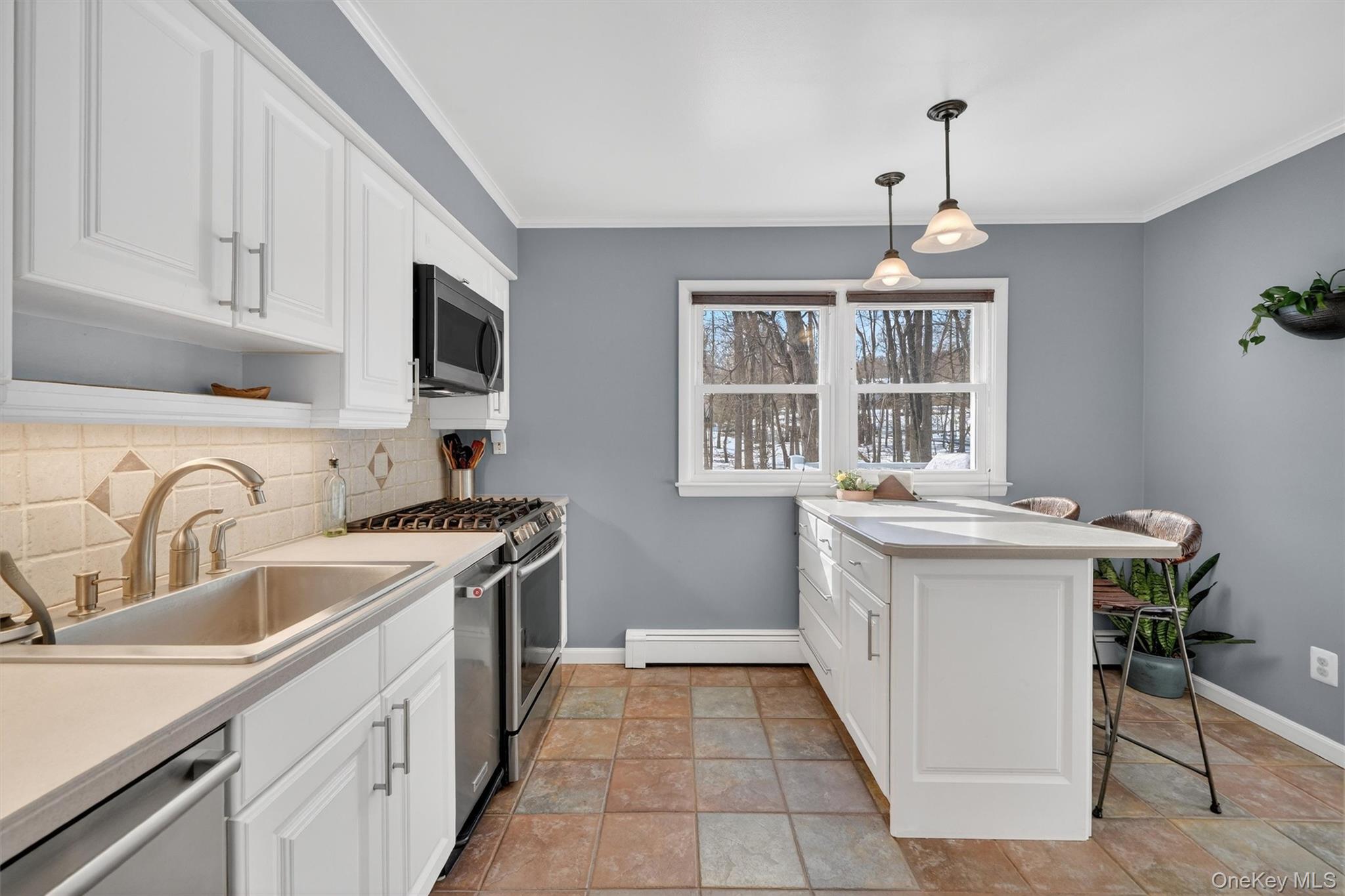 #13 photo, 115 Old Pascack, Pearl River , NY 10965