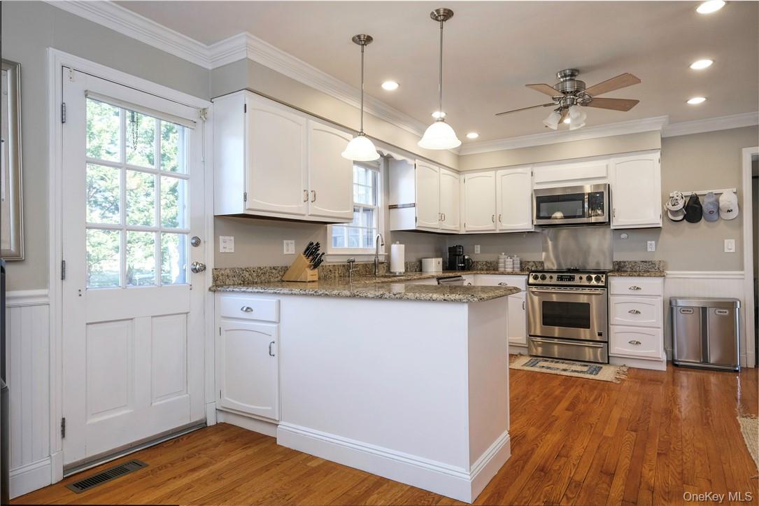 #10 photo, 59 Clinton Avenue, Rye , NY 10580