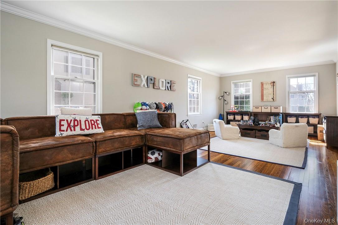 #2 photo, 59 Clinton Avenue, Rye , NY 10580