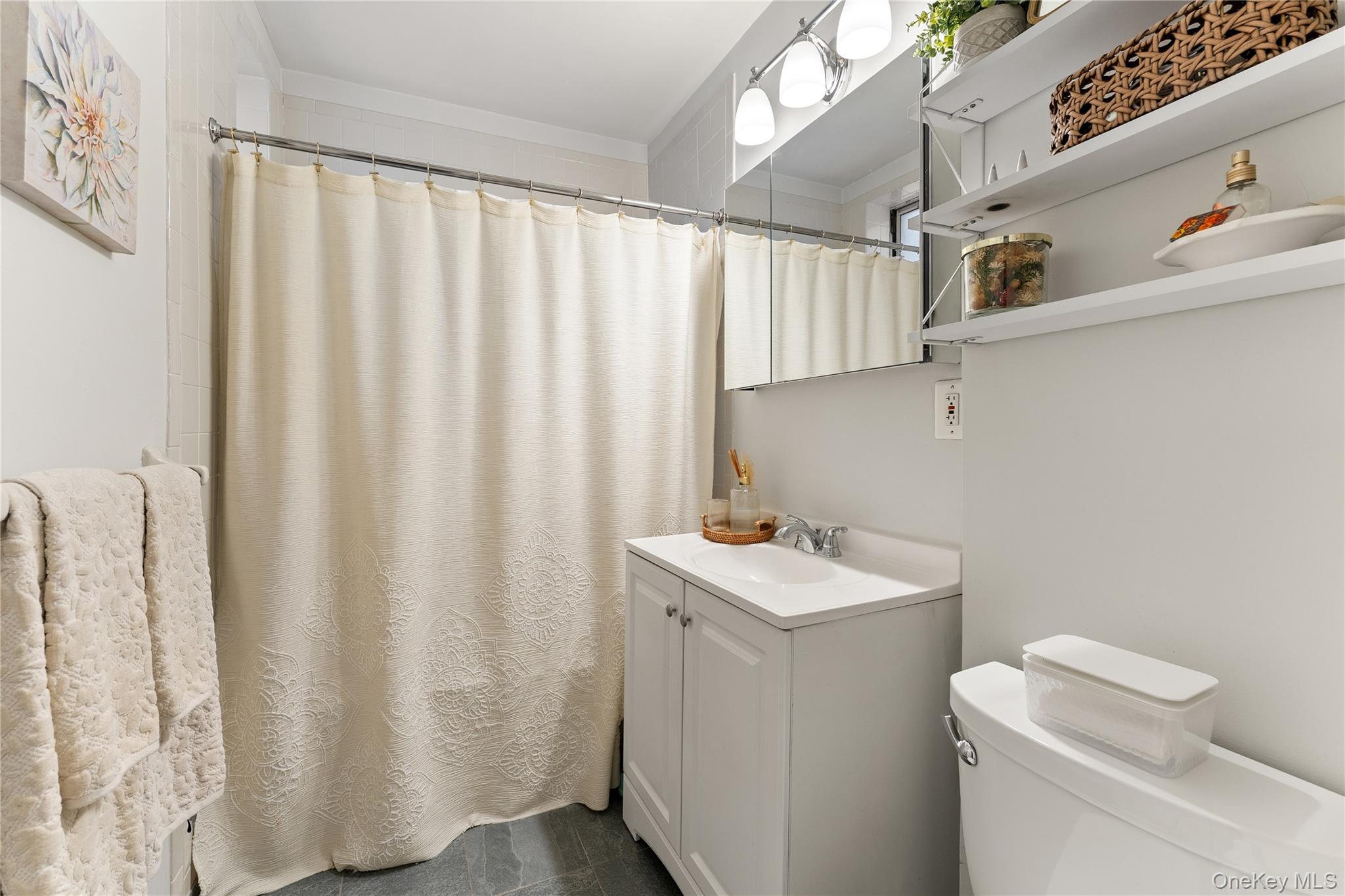 #10 photo, 472 Gramatan Avenue, Mount Vernon , NY 10552