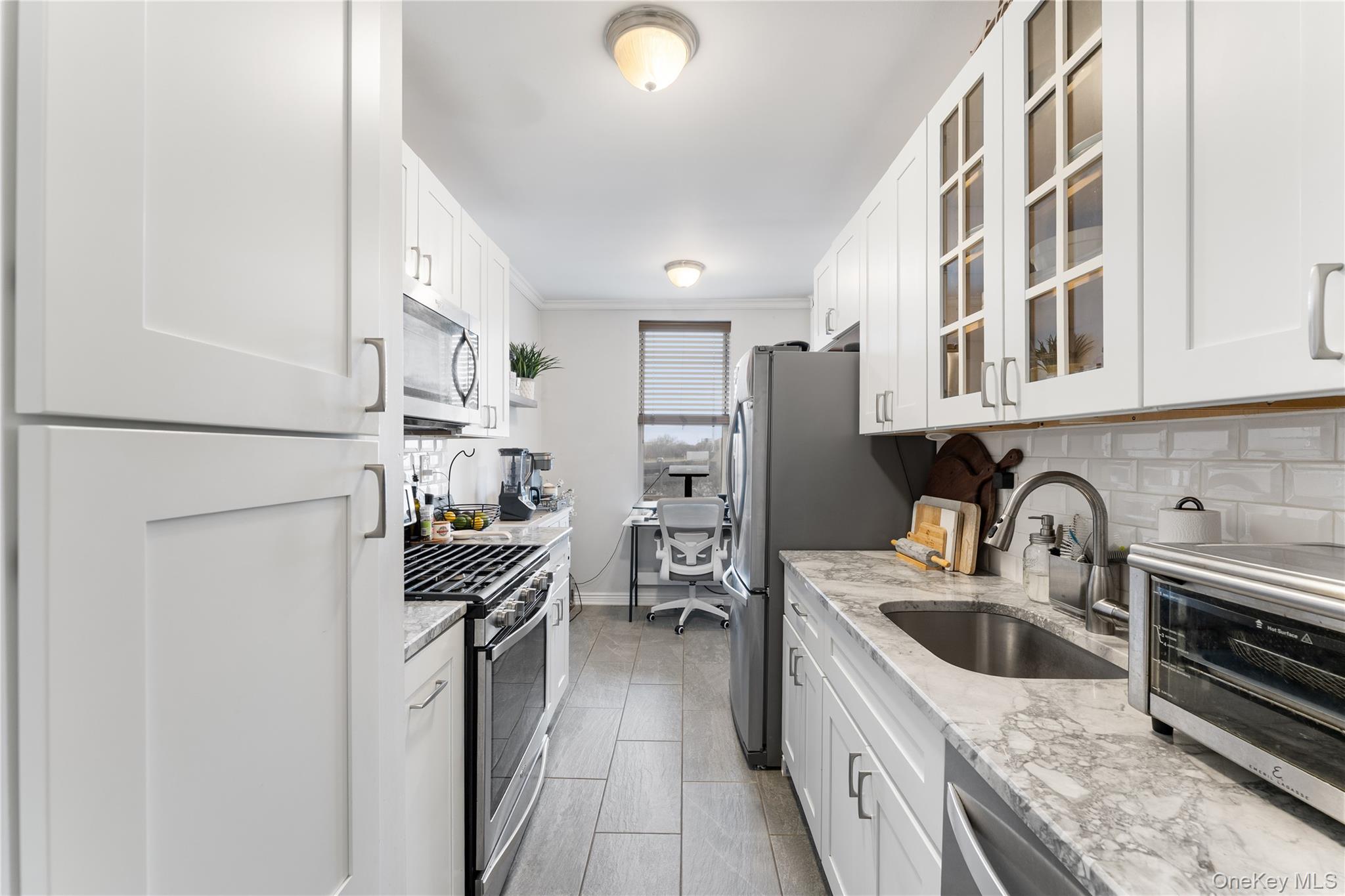 #8 photo, 472 Gramatan Avenue, Mount Vernon , NY 10552