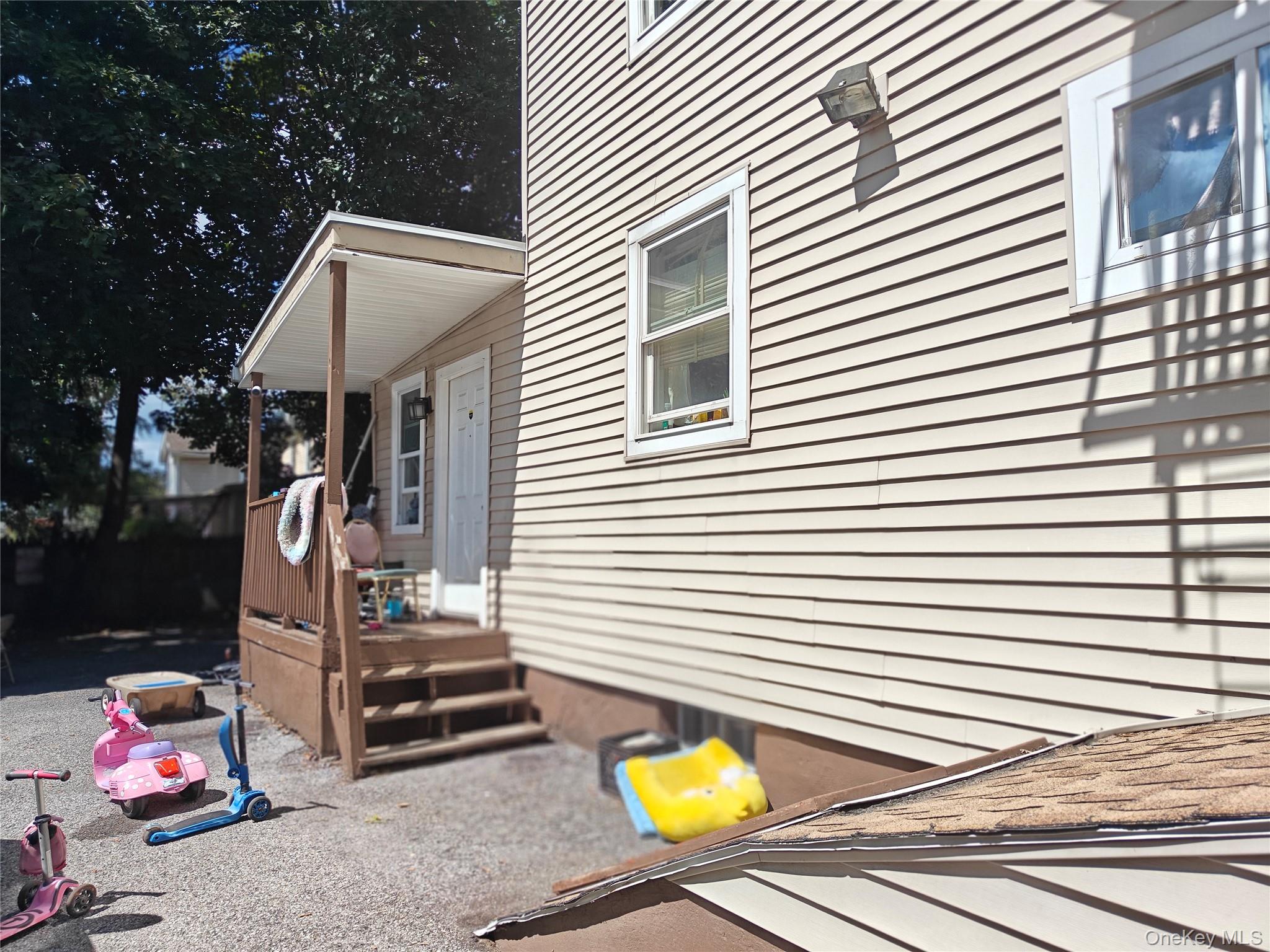 #7 photo, 24 Jewett Avenue, Poughkeepsie , NY 12601