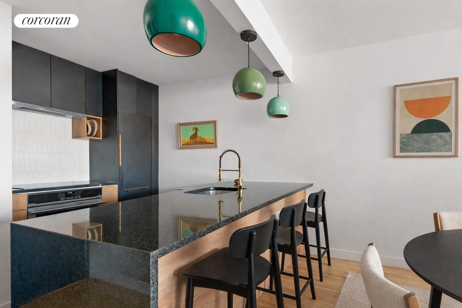 #4 photo, 52 HERBERT Street, 브루클린 Williamsburg , NY 11222