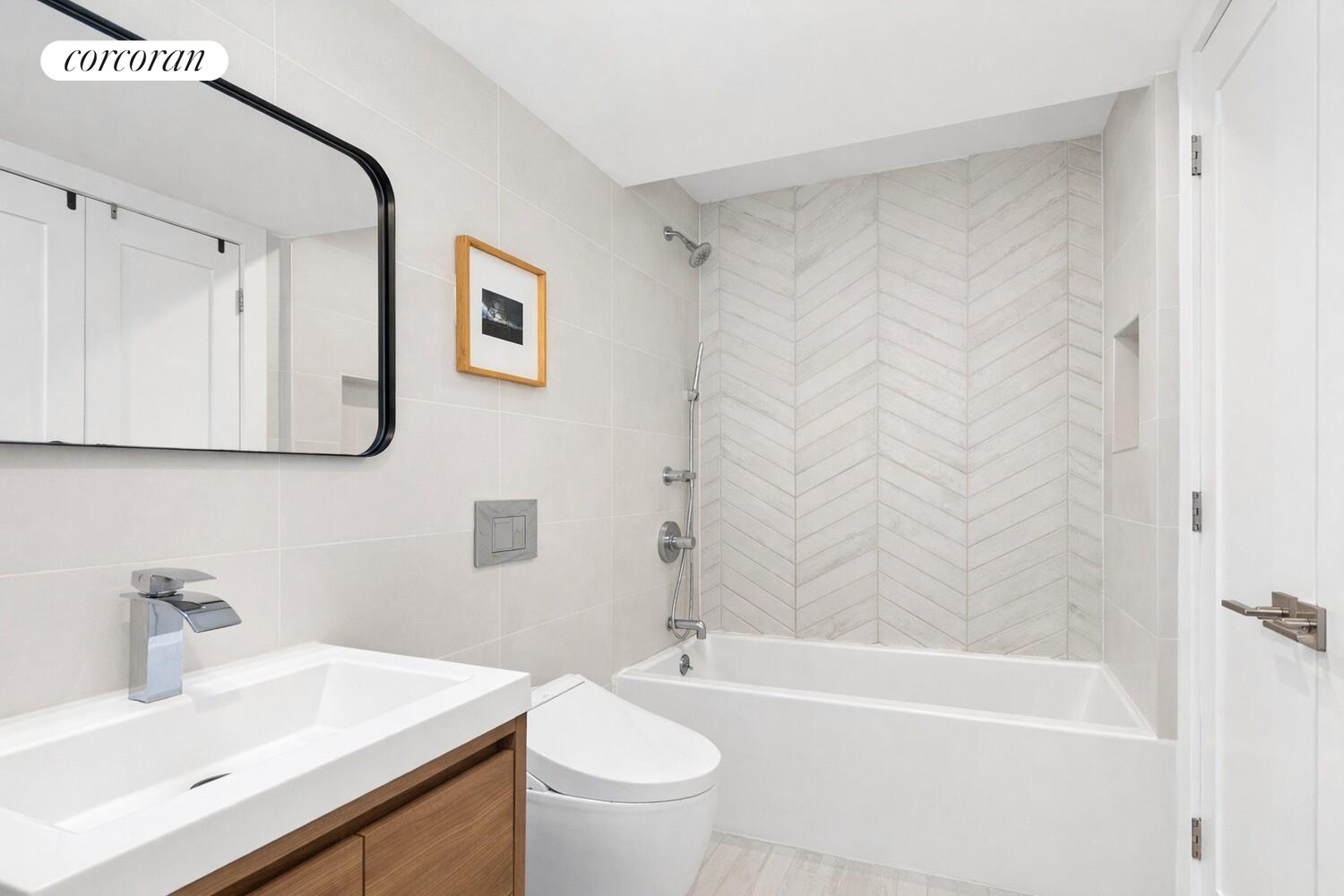 #8 photo, 52 HERBERT Street, 브루클린 Williamsburg , NY 11222