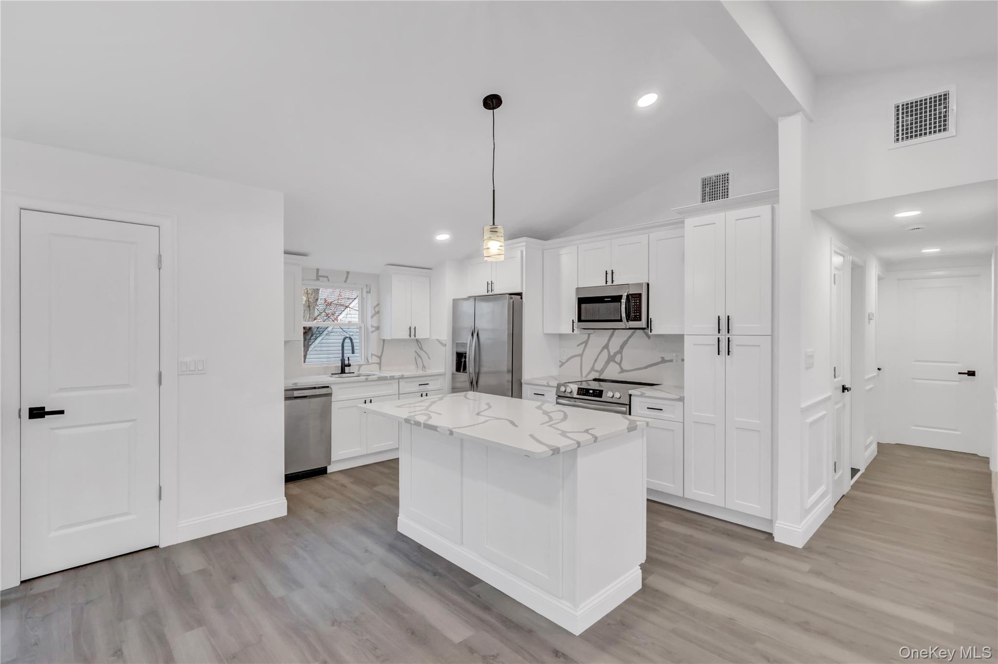 #11 photo, 567 Puritan Drive, Shirley , NY 11967