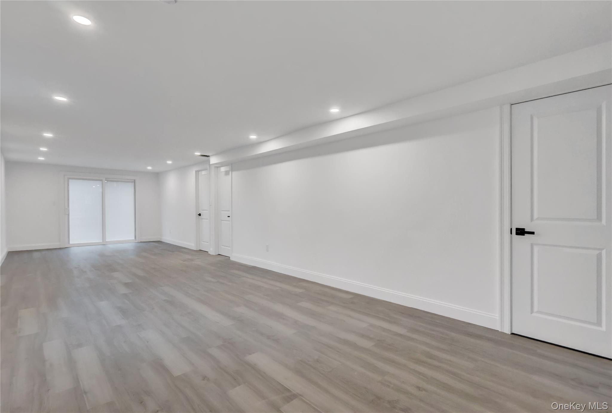 #19 photo, 567 Puritan Drive, Shirley , NY 11967