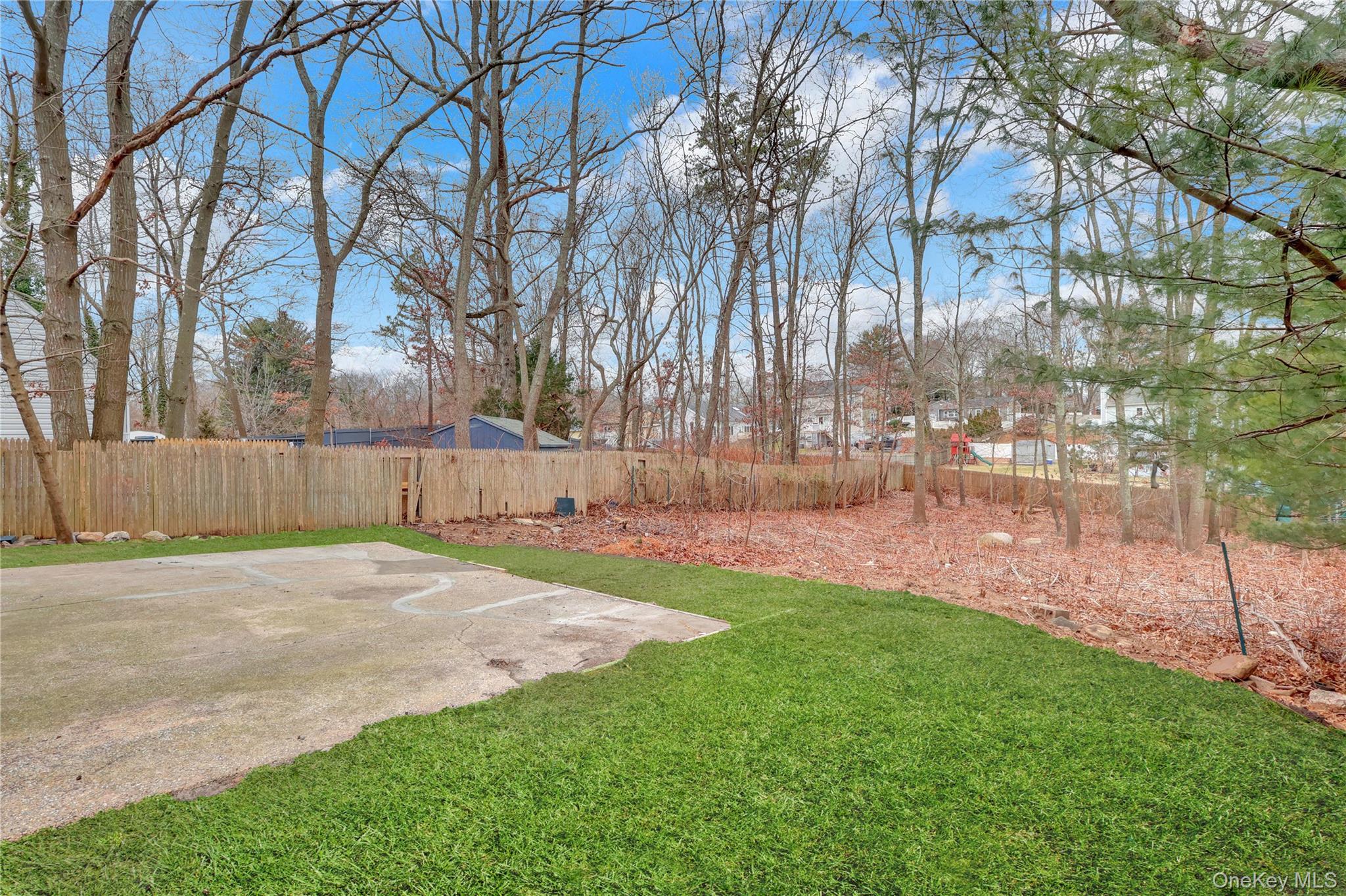 #6 photo, 567 Puritan Drive, Shirley , NY 11967